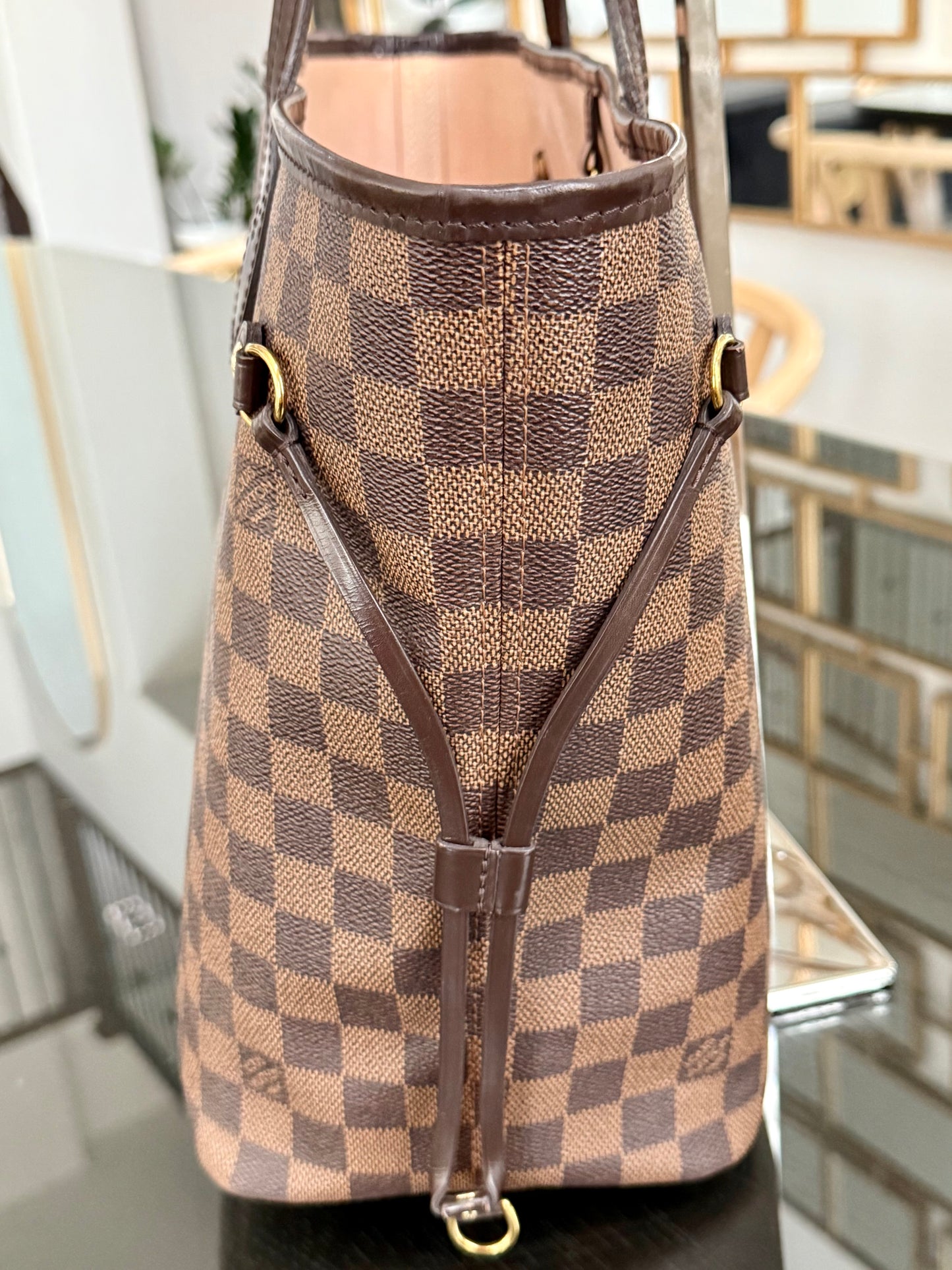 Neverfull MM in Rose Ballerine DE with Dustbag 🗓️ Year: 2016
