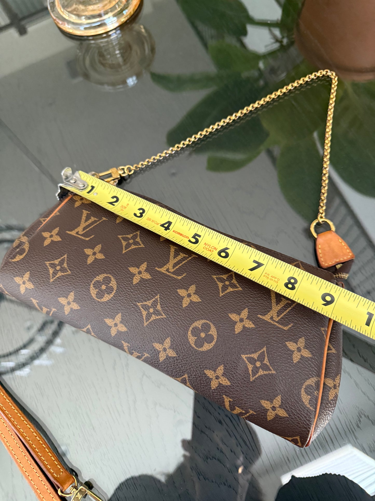 Eva Clutch with Dustbag- ๐๏ธ Year: 2015