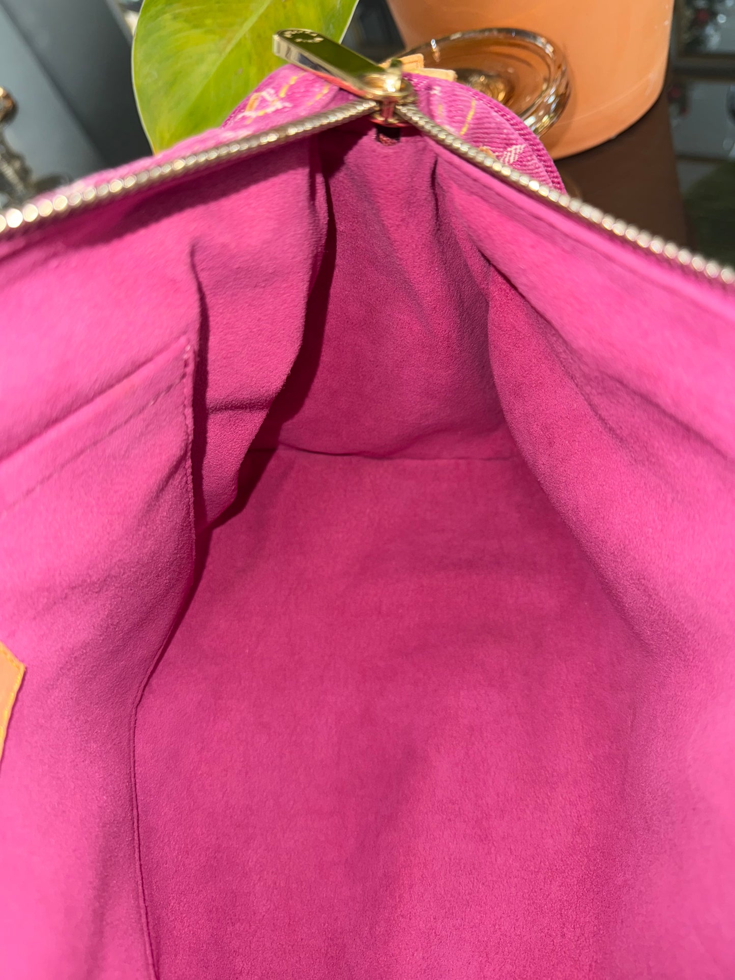 Neo Speedy Denim with Dustbag πΊπ
Year: 2006