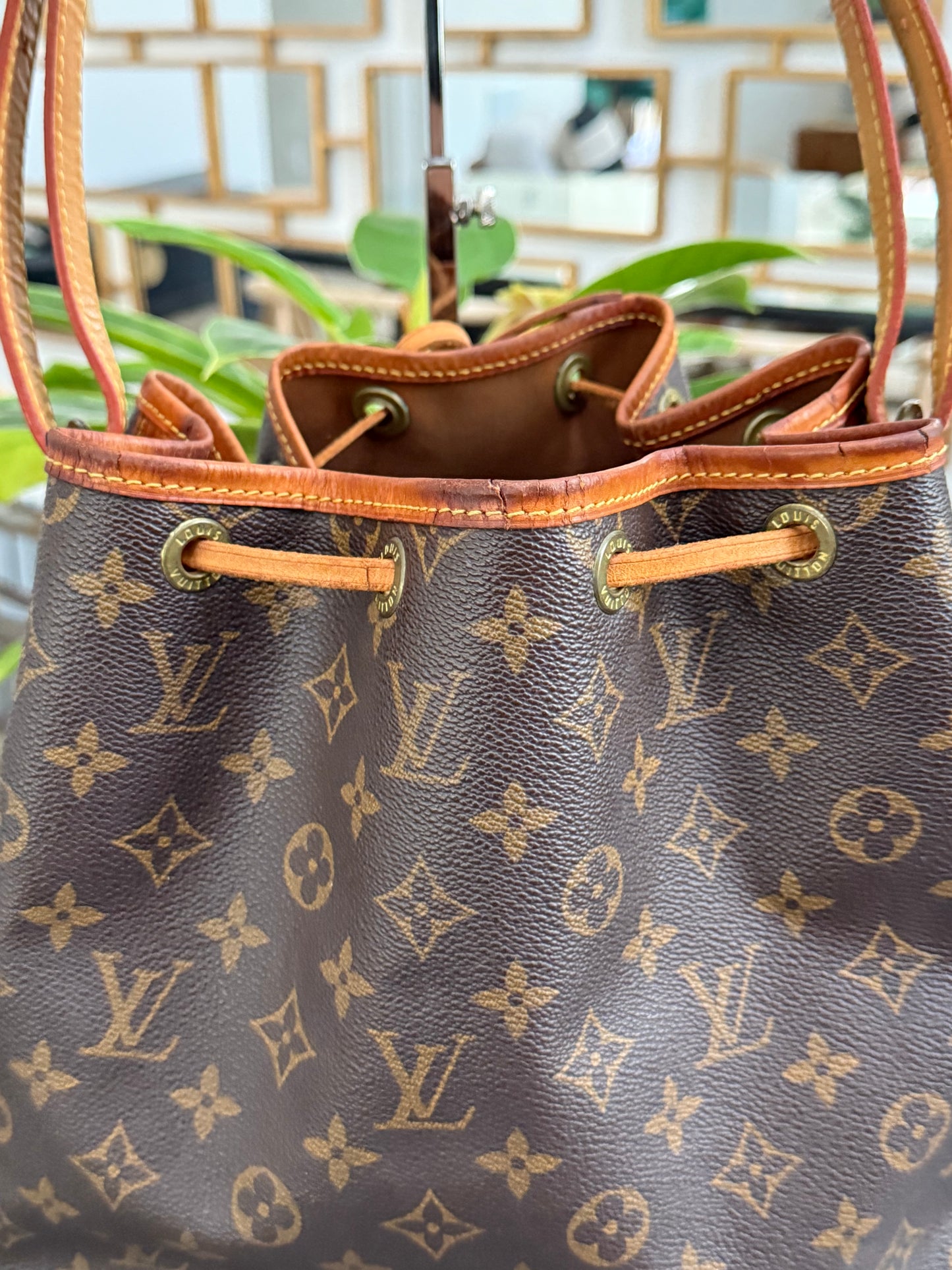Noe GM in Monogram -๐๏ธ Year 1989
