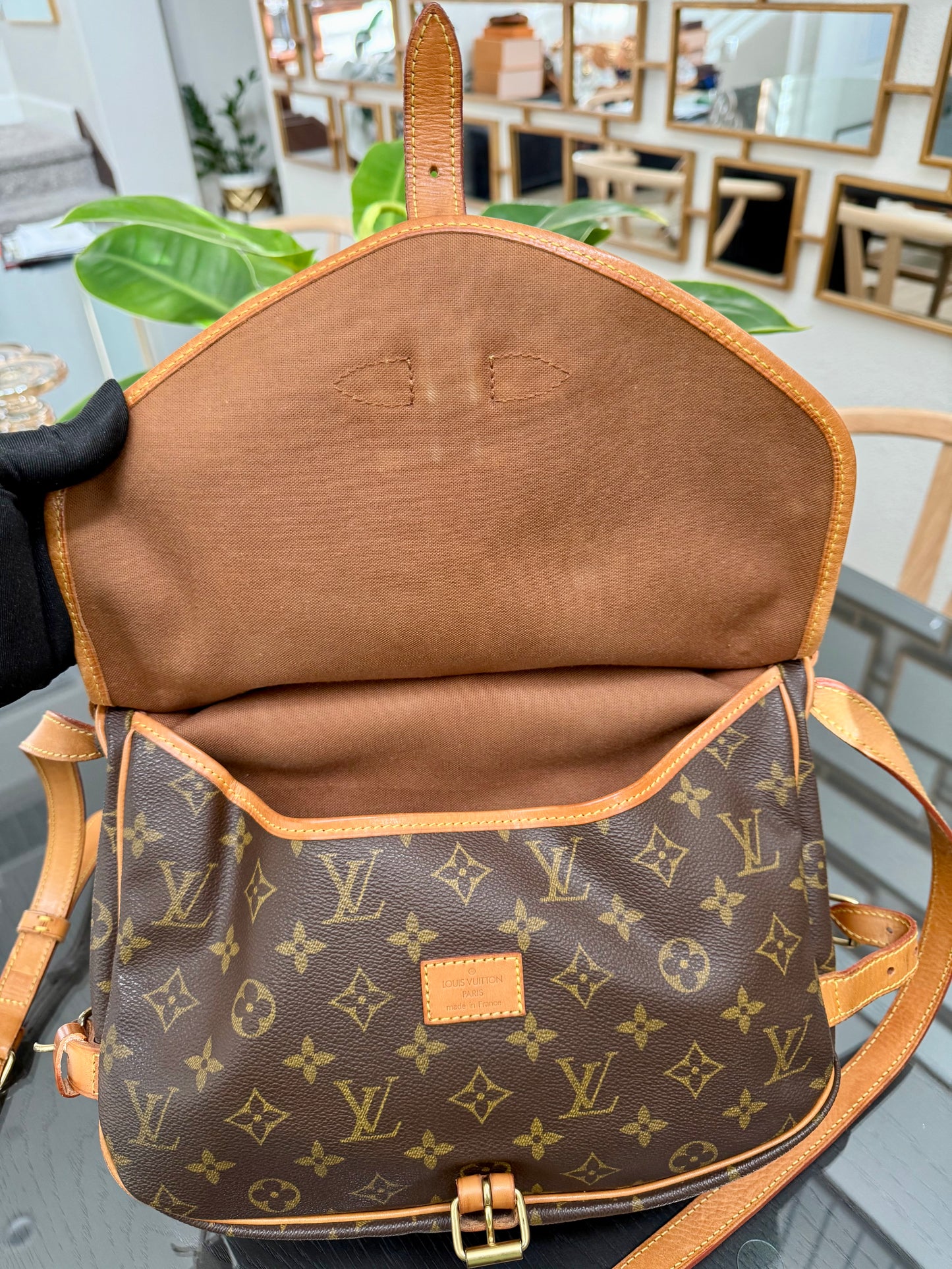 Saumur 30 Crossbody -Year: 1994