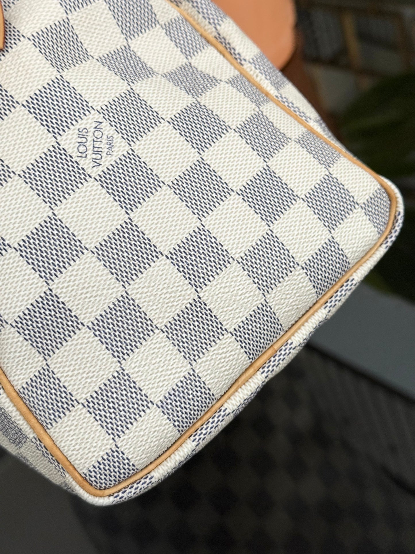 Speedy 25 Azur with, Dustbag, Insert organizer and twilly
๐๏ธ Year: 2008