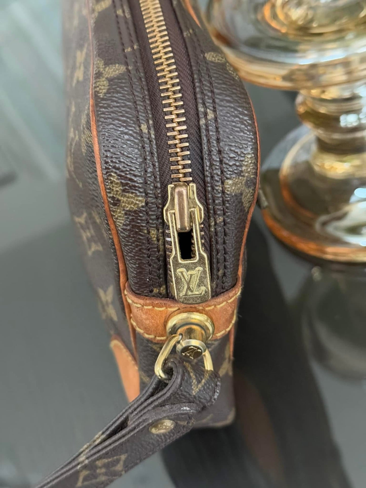 Marley Dragonne Clutch
๐๏ธ Year: 1986