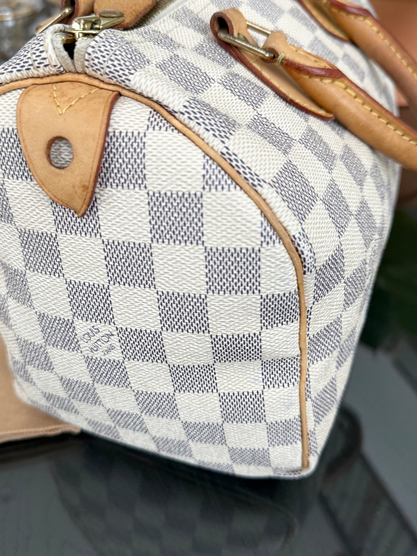 Speedy 25 Azur with Dustbag, insert organizer and twilly
๐๏ธ Year: 2007