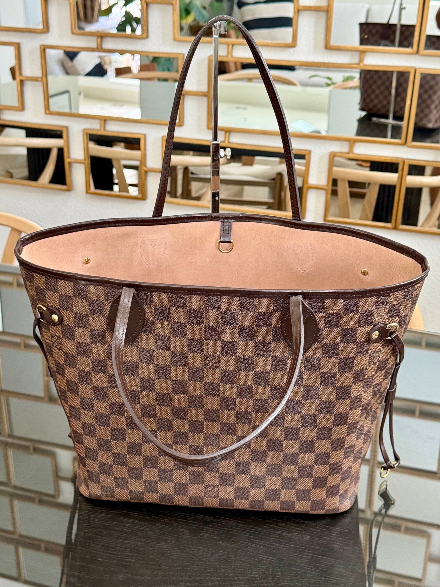 Neverfull MM in Rose Ballerine DE with Dustbag 🗓️ Year: 2016