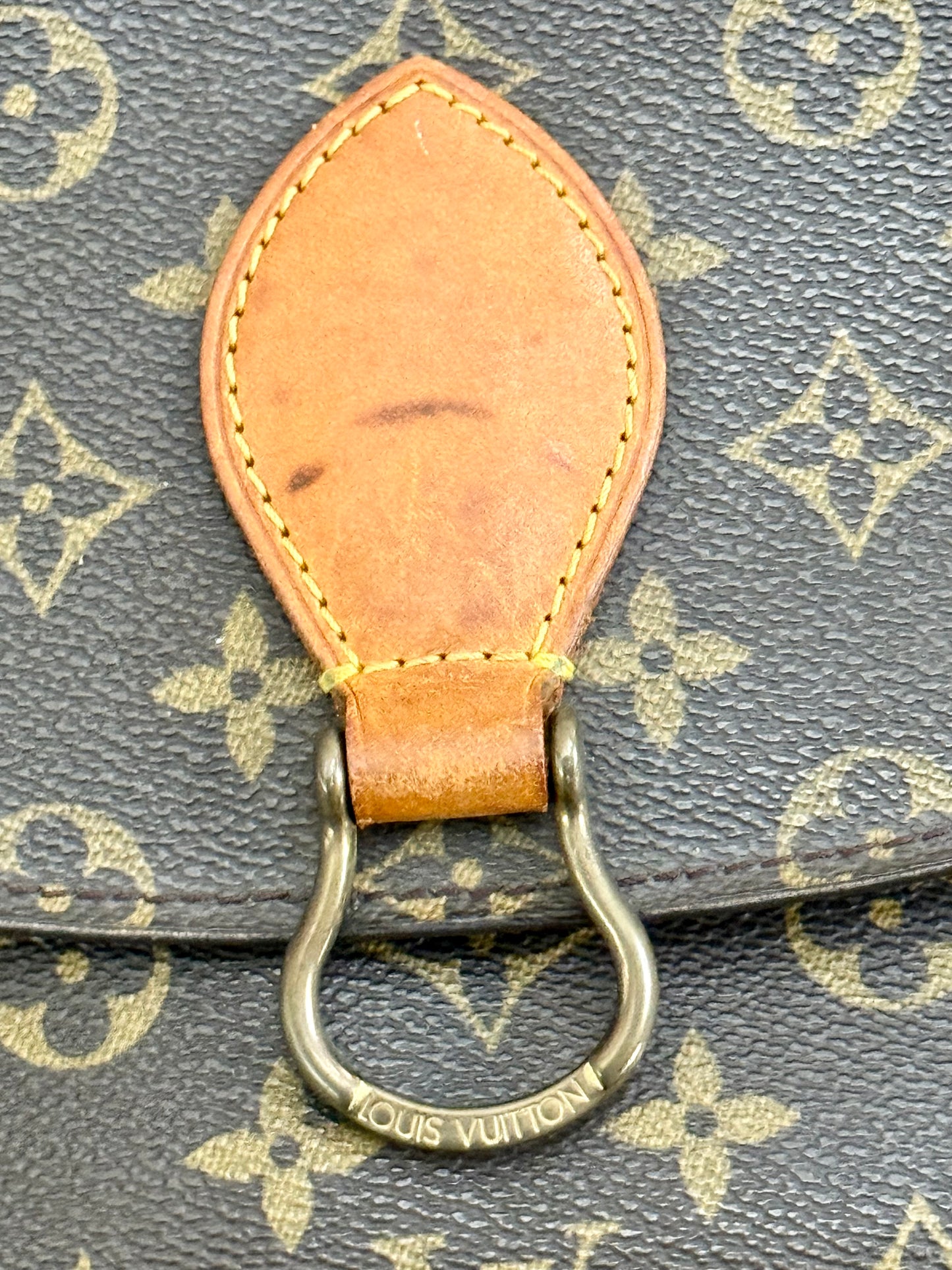 St.Cloud GM Crossbody 🗓️ Year:2000