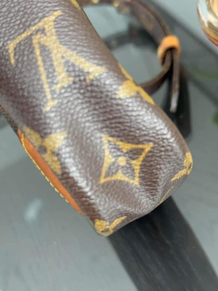 Danube PM Crossbody Bag -๐๏ธ Year: 1989