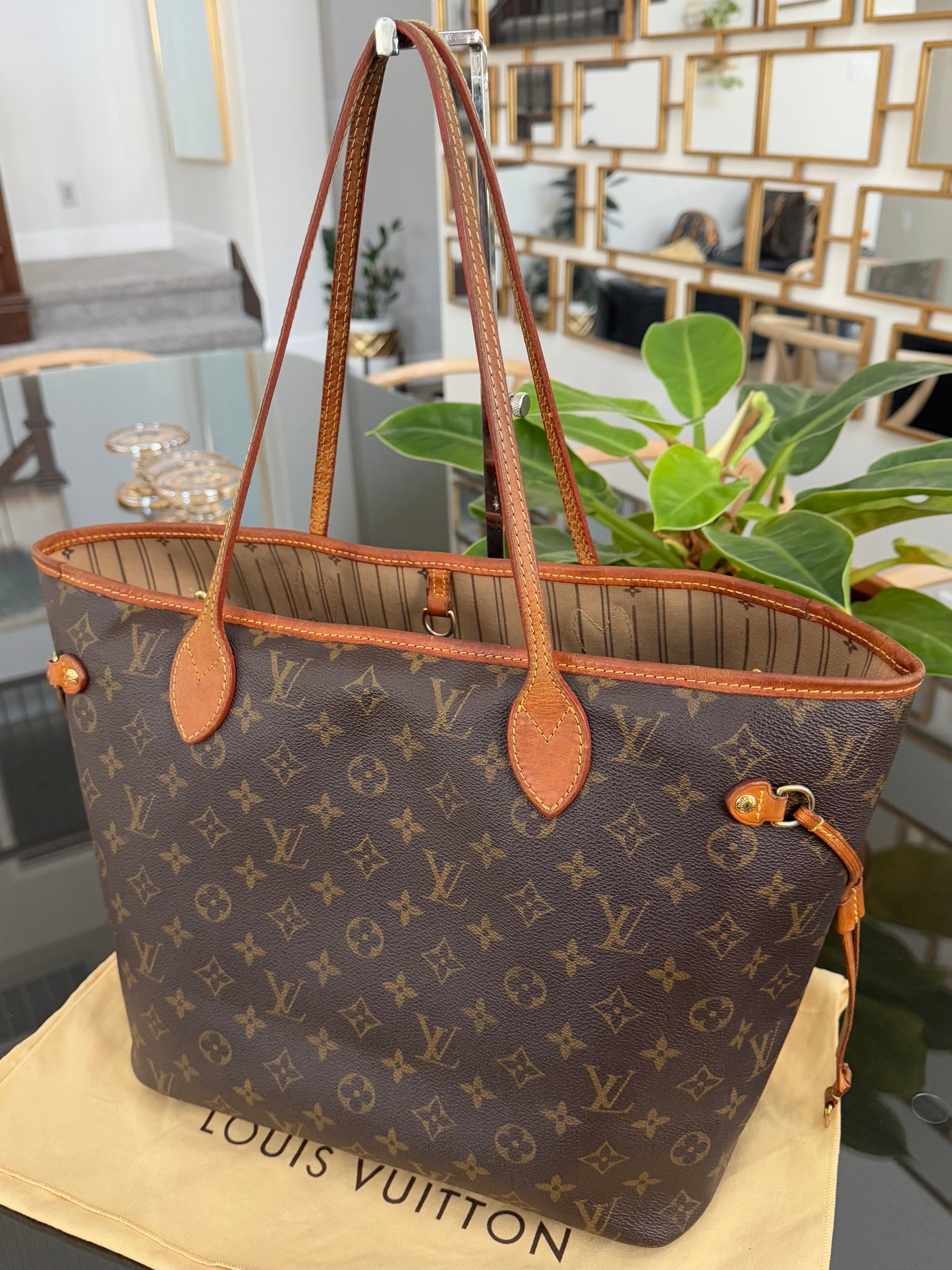 Neverfull MM with Dustbag -🗓️ Year: 2008