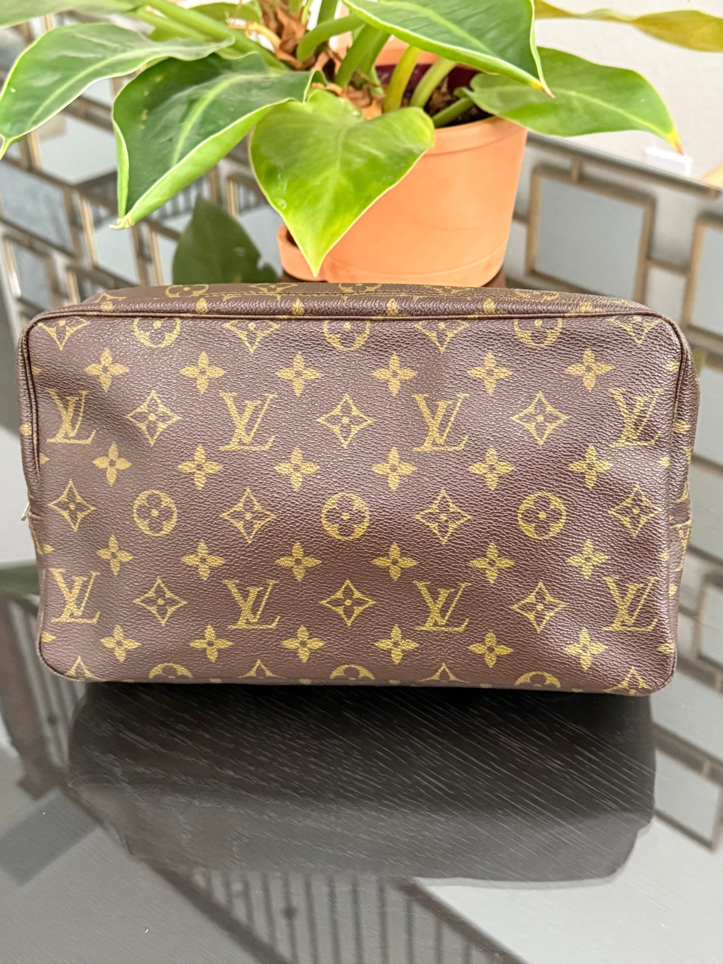 Trousse 28 -Pre Date Code