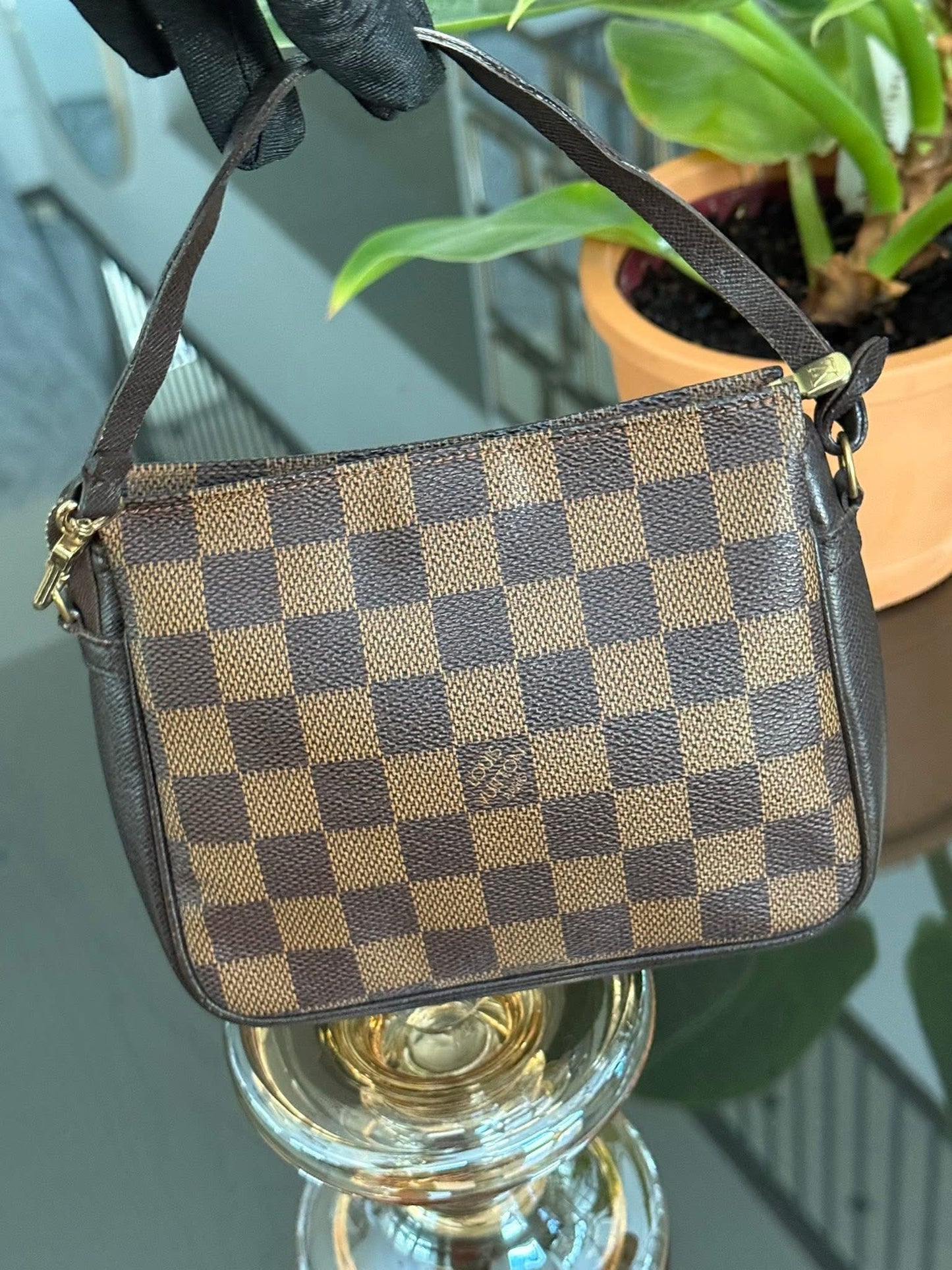 Damier Ebene Trousse Pochette - ๐
Year: 2008