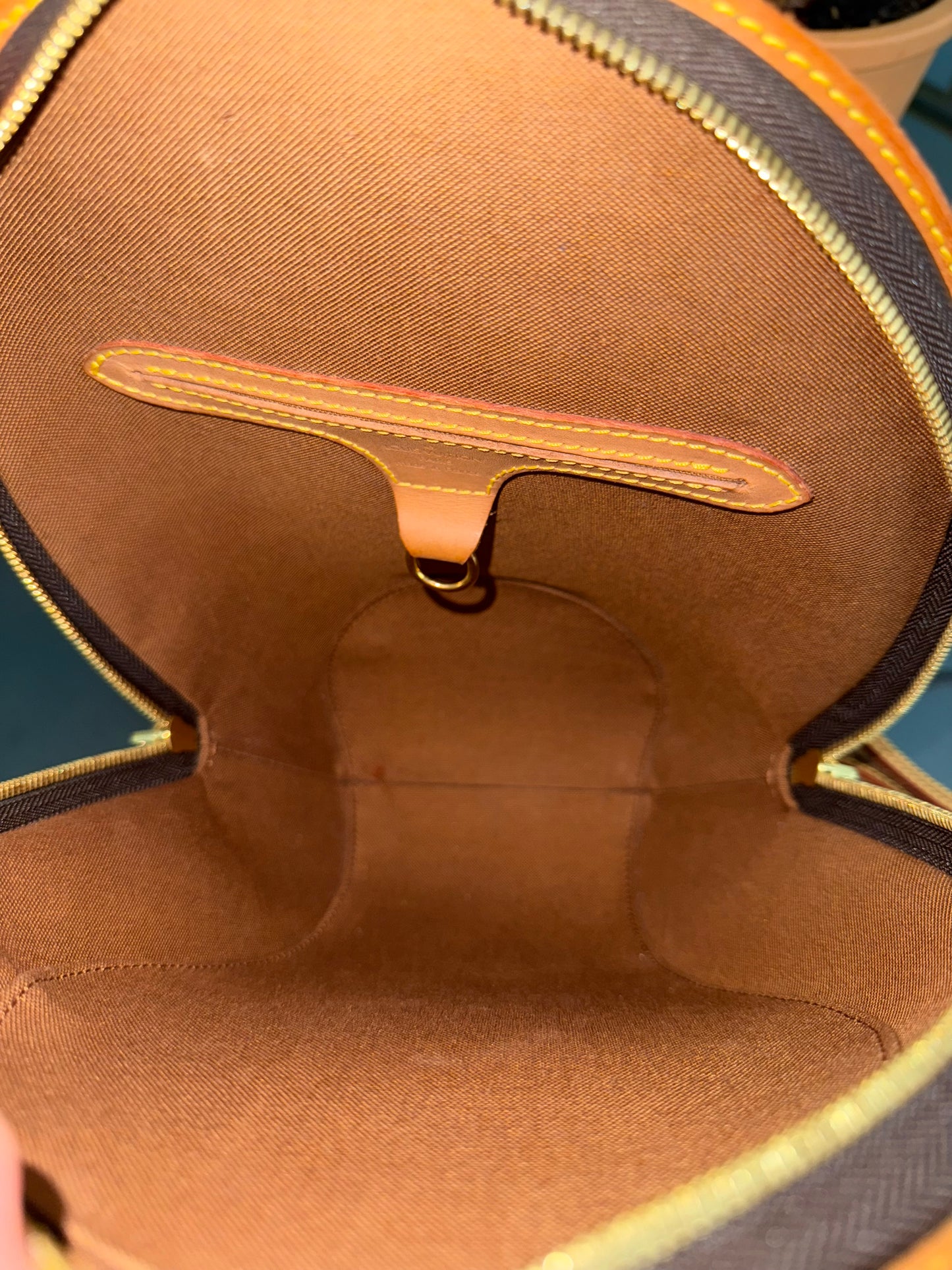 Ellipse Backpack -🗓️ Year: 2000