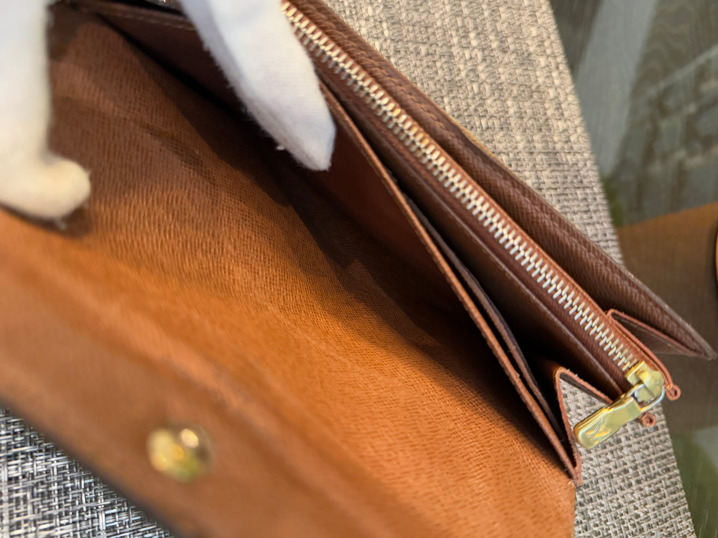 Sarah Wallet in Monogram with 10 Cardholders - ๐
Year: 2010
