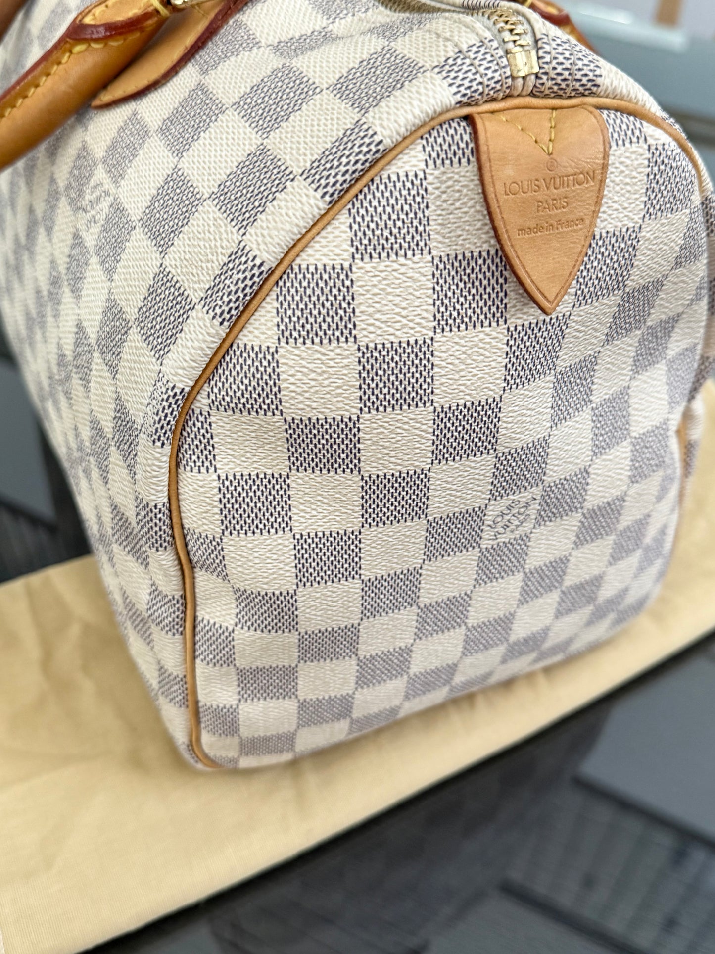 Speedy 30 Azur with Dustbag and insert organizer
๐๏ธ Year: 2007