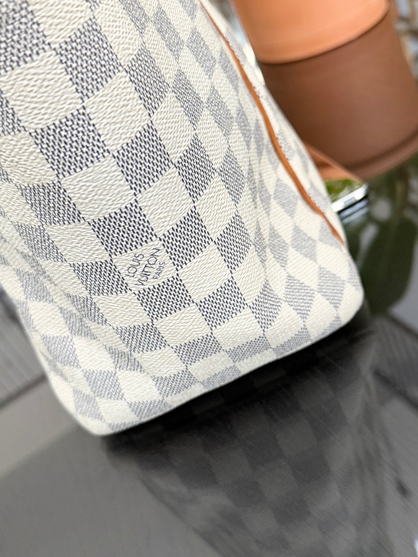 Totally MM in Azur with Dustbag and Insert Organizer -Year: 2010