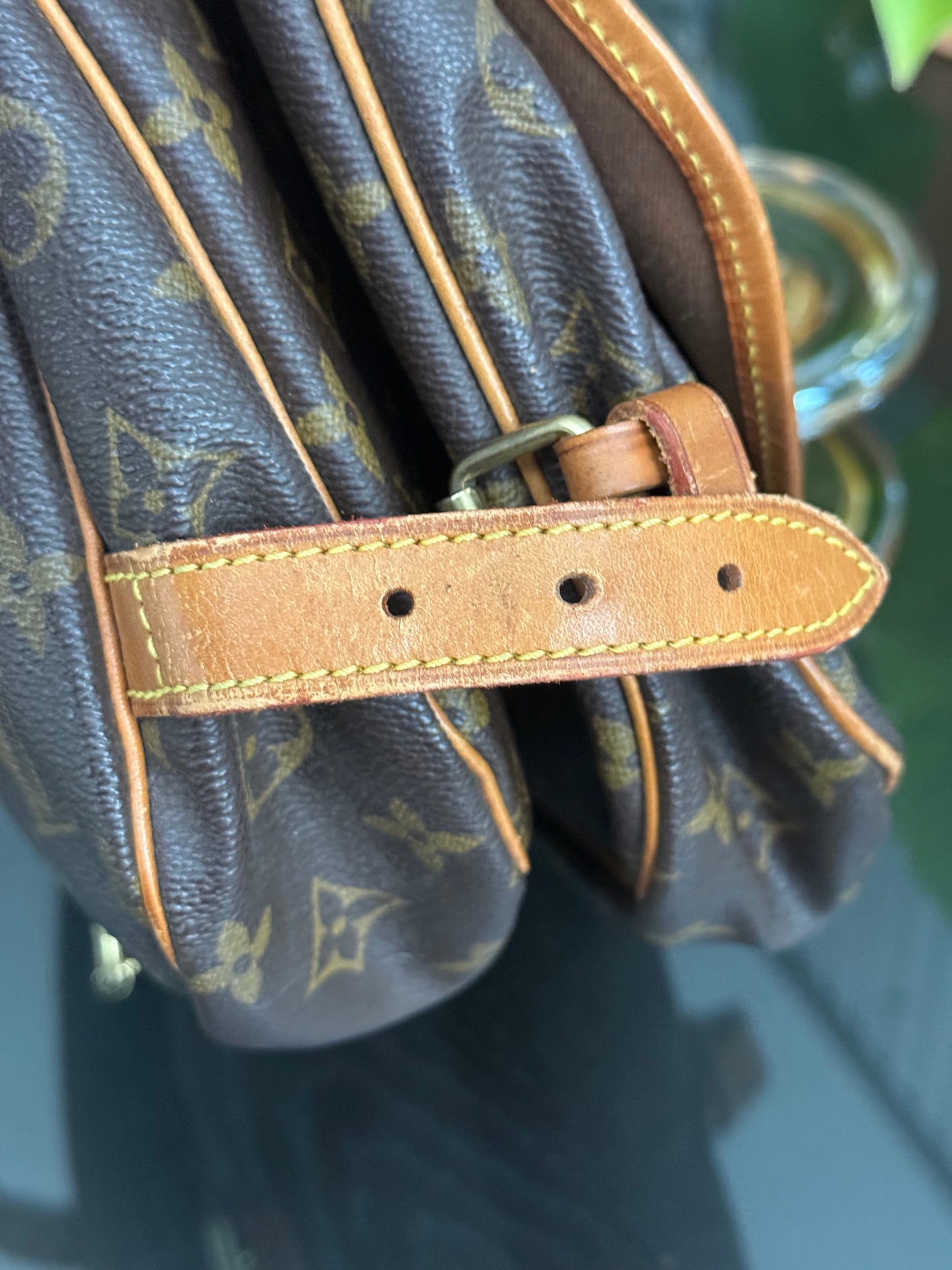 Saumur 30 Crossbody - Year: 1996