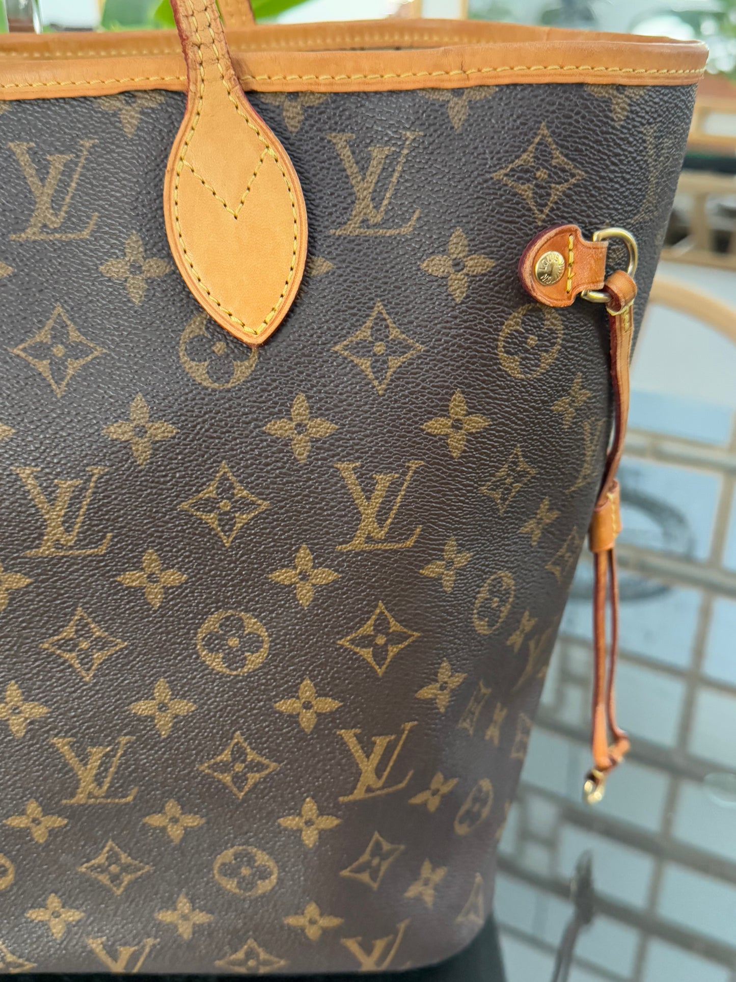 Neverfull MM with Dustbag and Insert Organizer -๐๏ธ Year: 2011