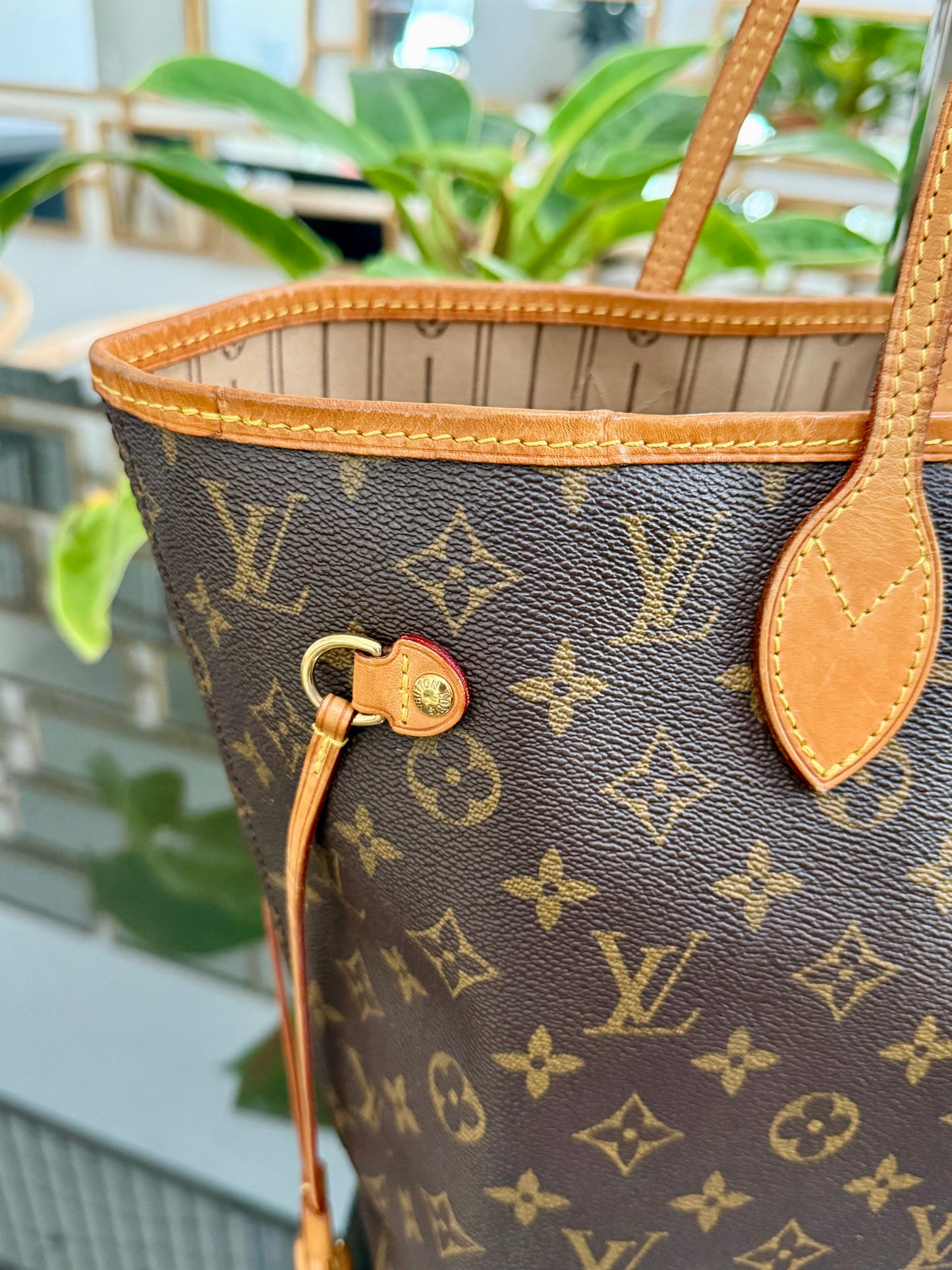 Neverfull MM with Dustbag 🗓️ Year: 2008