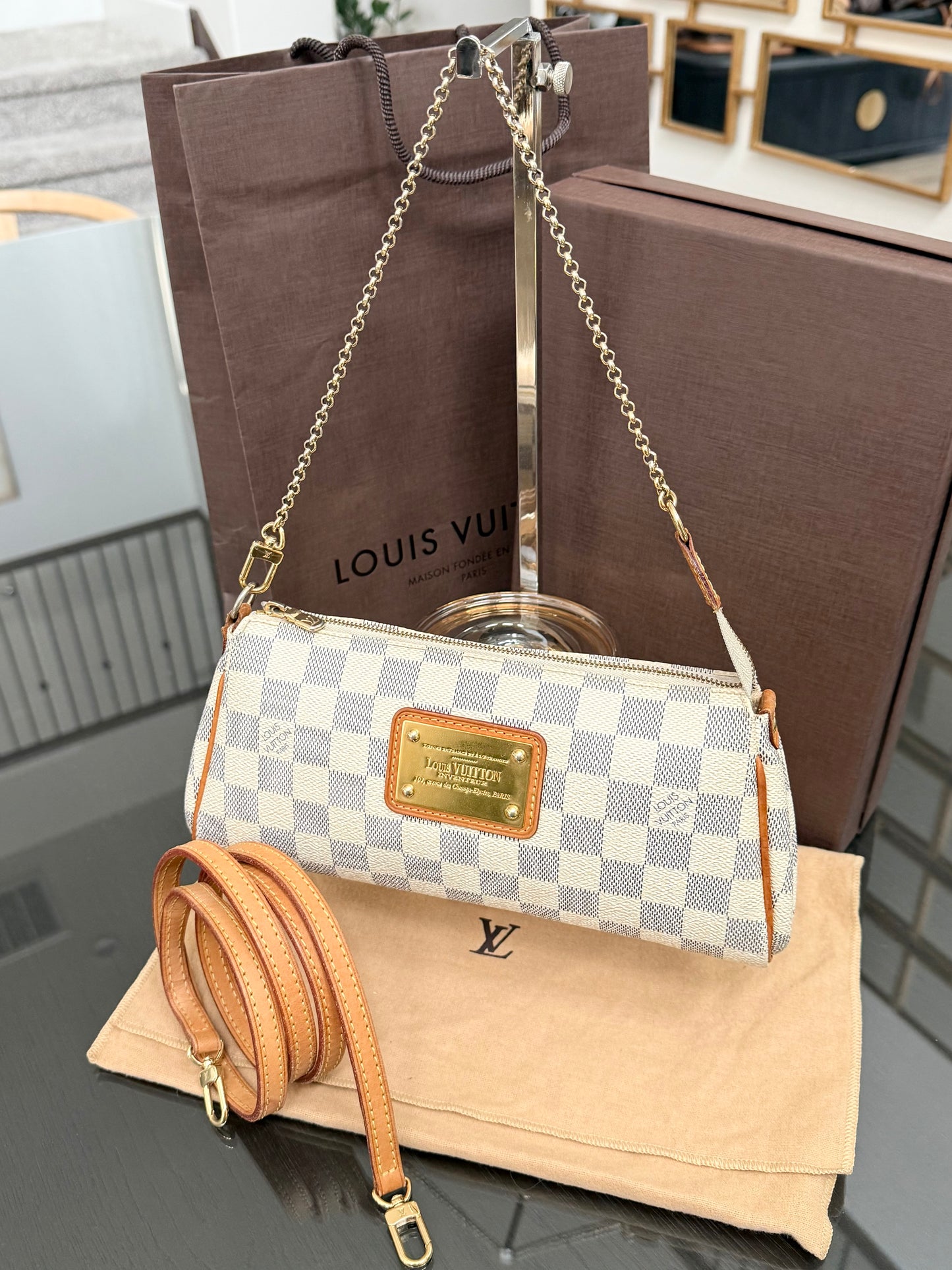 Eva Clutch in Azur with Dustbag , box and Paper bag 🗓️ Year: 2011