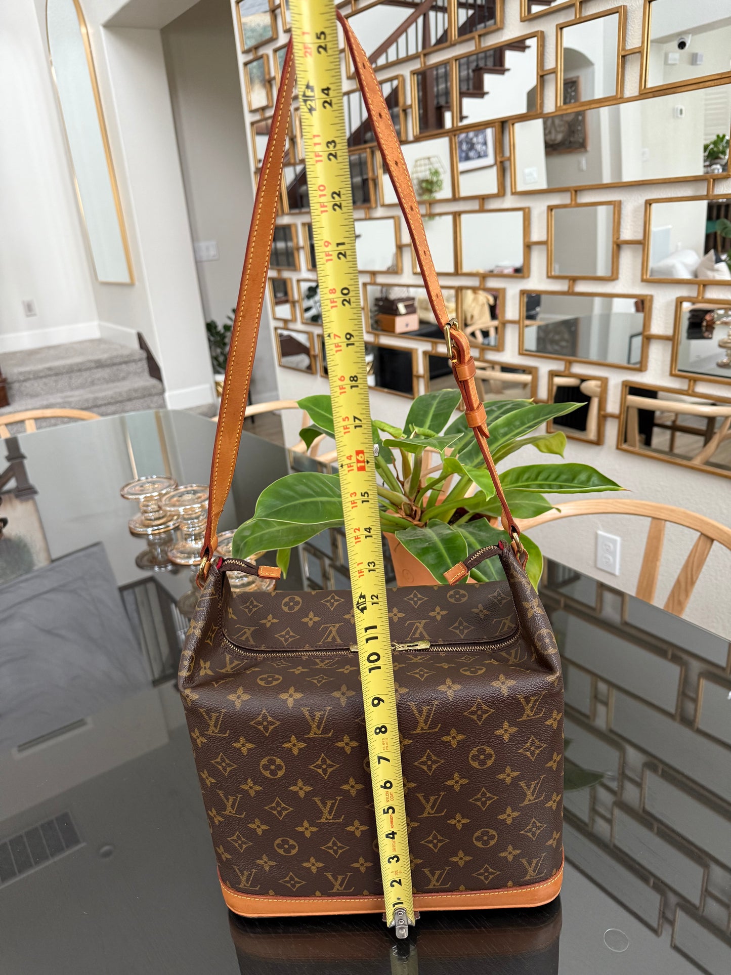 Amfar Three “Sharon Stone” Vanity Shoulder bag 📅 Year: 2001