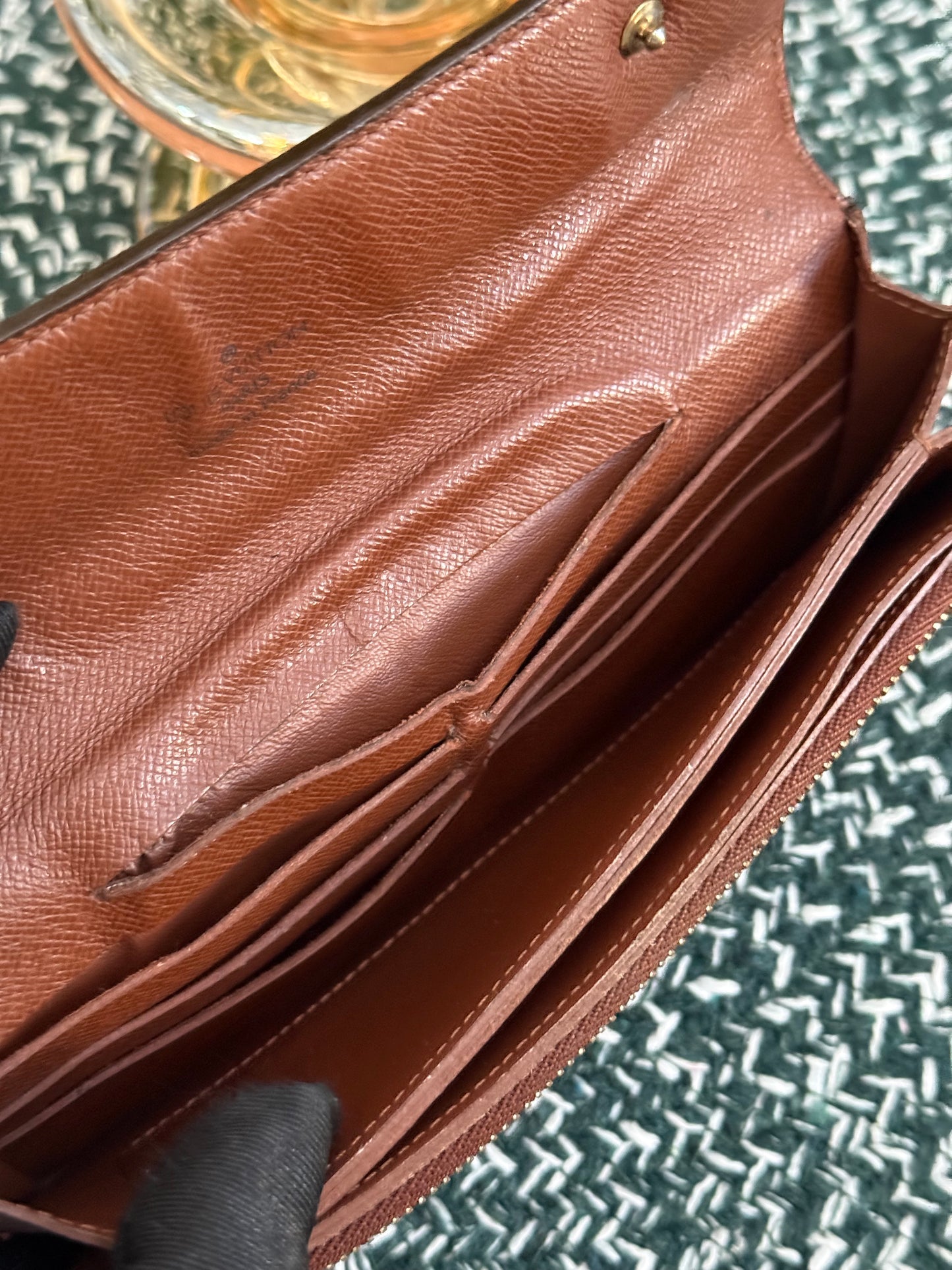 Monogram Portefeuille Accordeon Wallet with Insert and Non branded Strap 🗓️ Year: 2004
