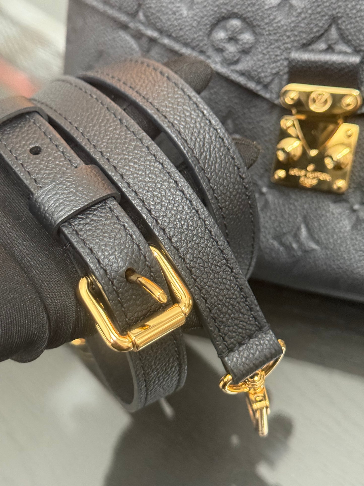 Pochette Metis Empriente Noir with Box, Dustbag, Receipt and Paper bag -Microchip & Authenticed