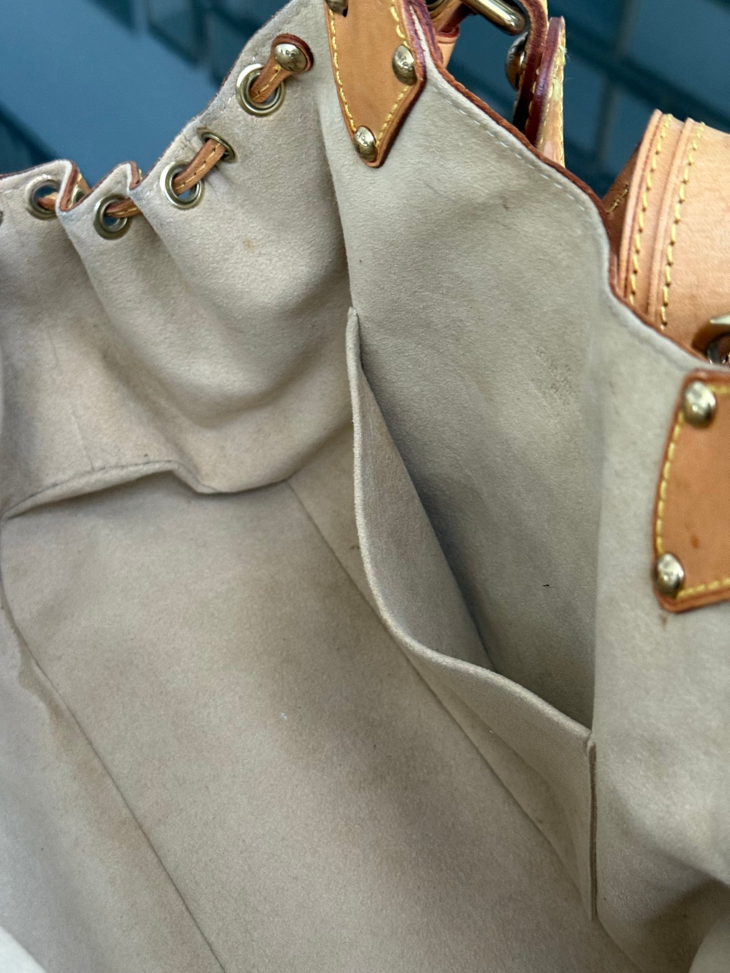 Theda GM in Monogram with Dustbag 🗓️ Year: 2004