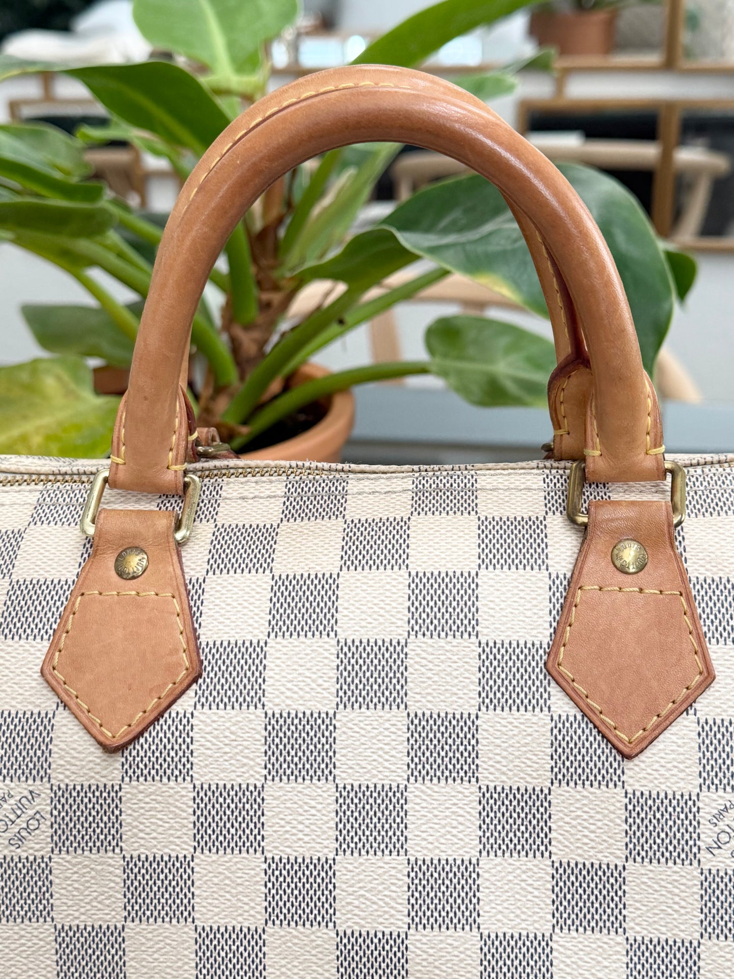 Speedy 30 Azur with π Lock & Keys and Dustbag
ποΈ Year: 2012