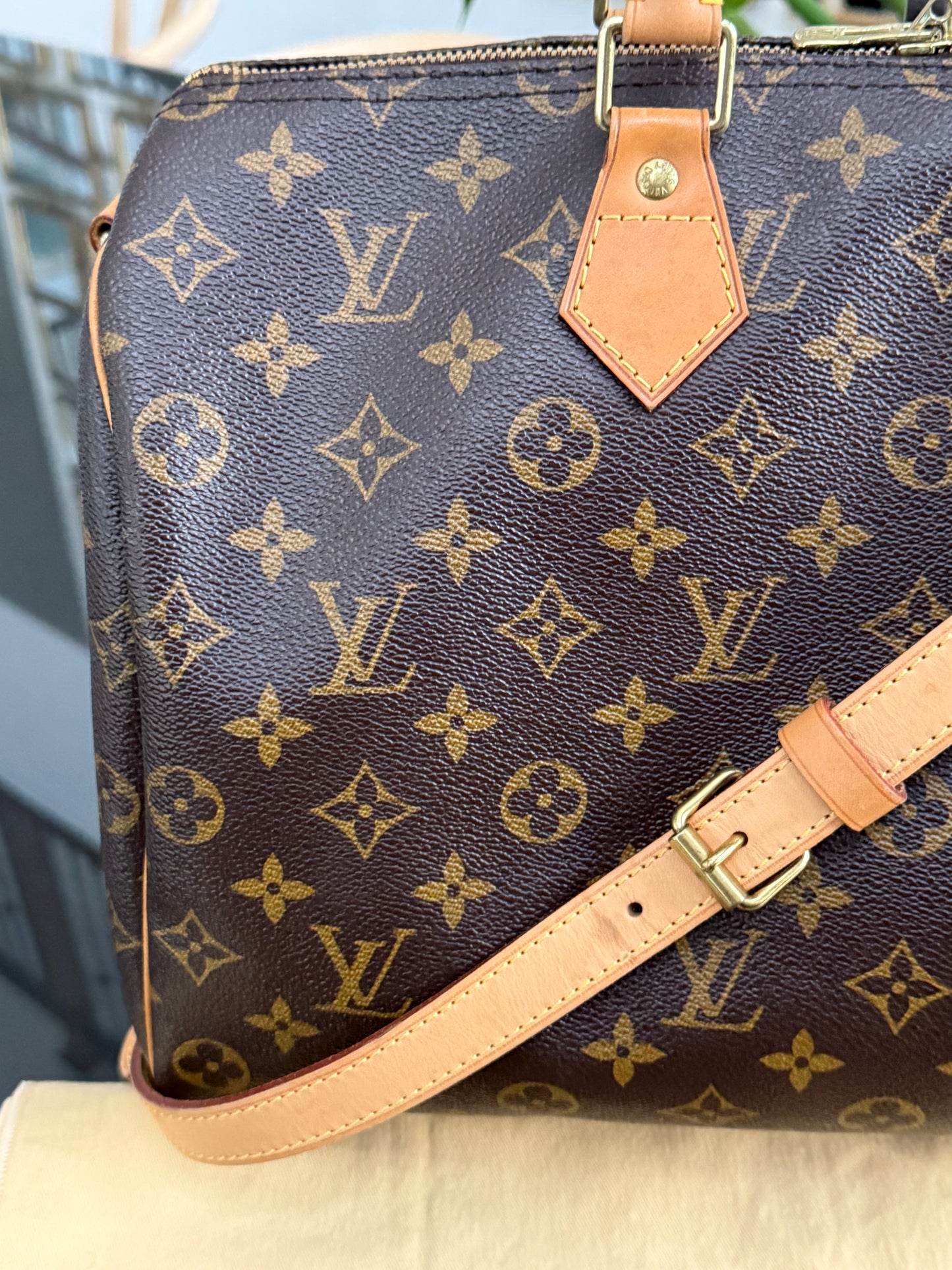 Speedy 35 Bandoulier with lock ๐key, Dustbag and handle cover - ๐
Year: 2011