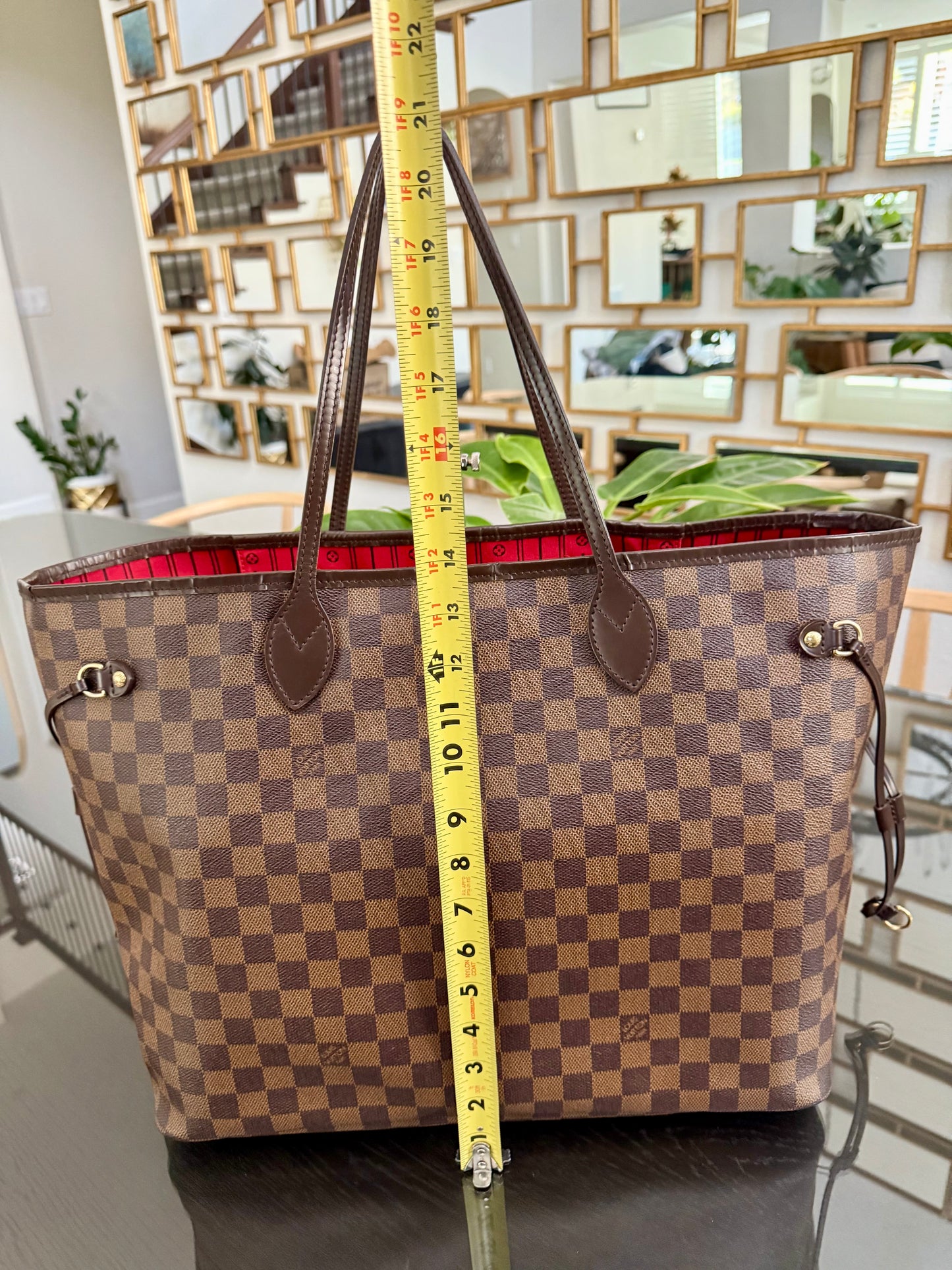 Neverfull GM in DE with Dustbag 🗓️ Year: 2009
