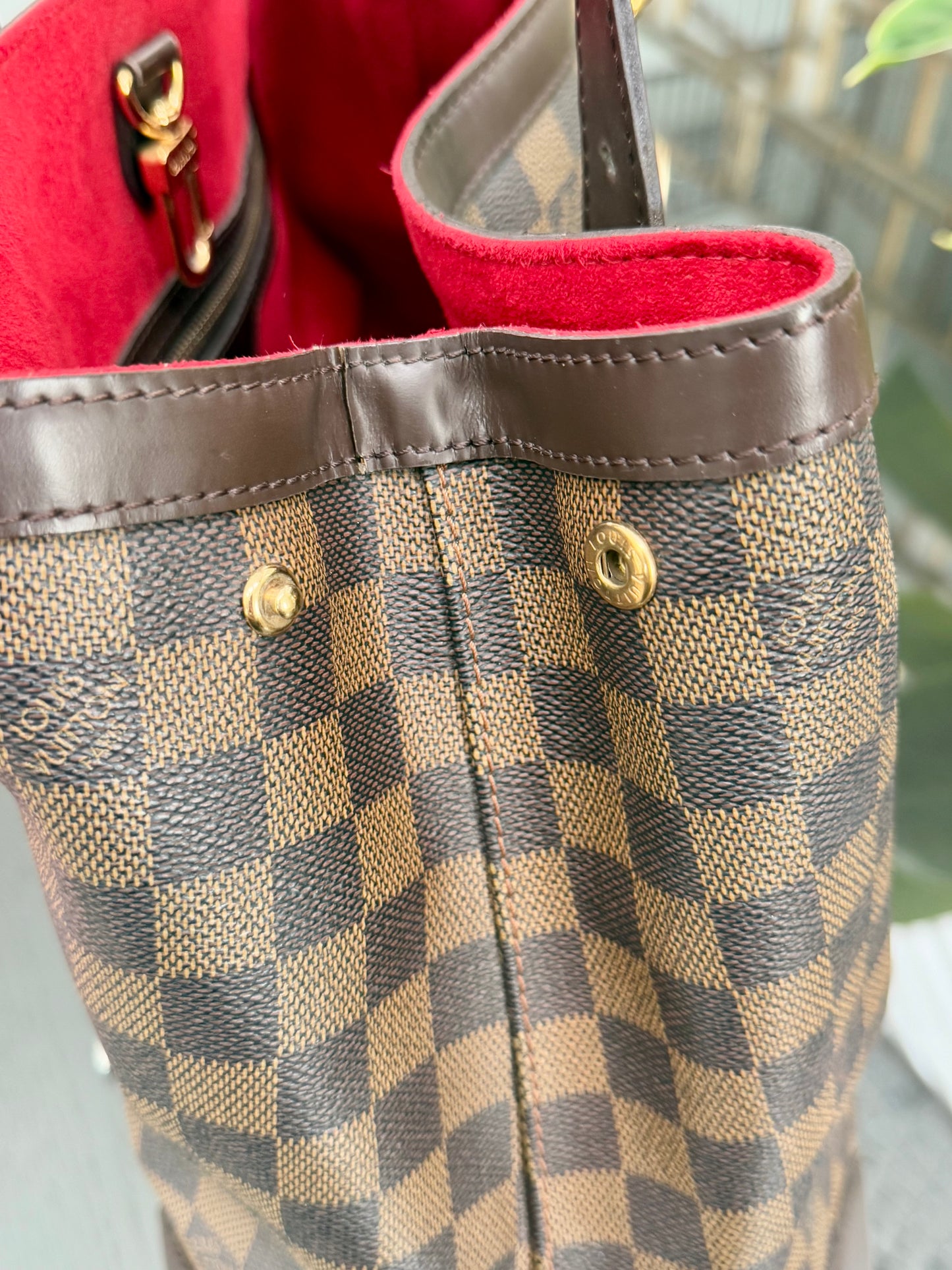 Hampstead MM DE with Insert Organizer and Paper bag
๐๏ธ Year: 2003
