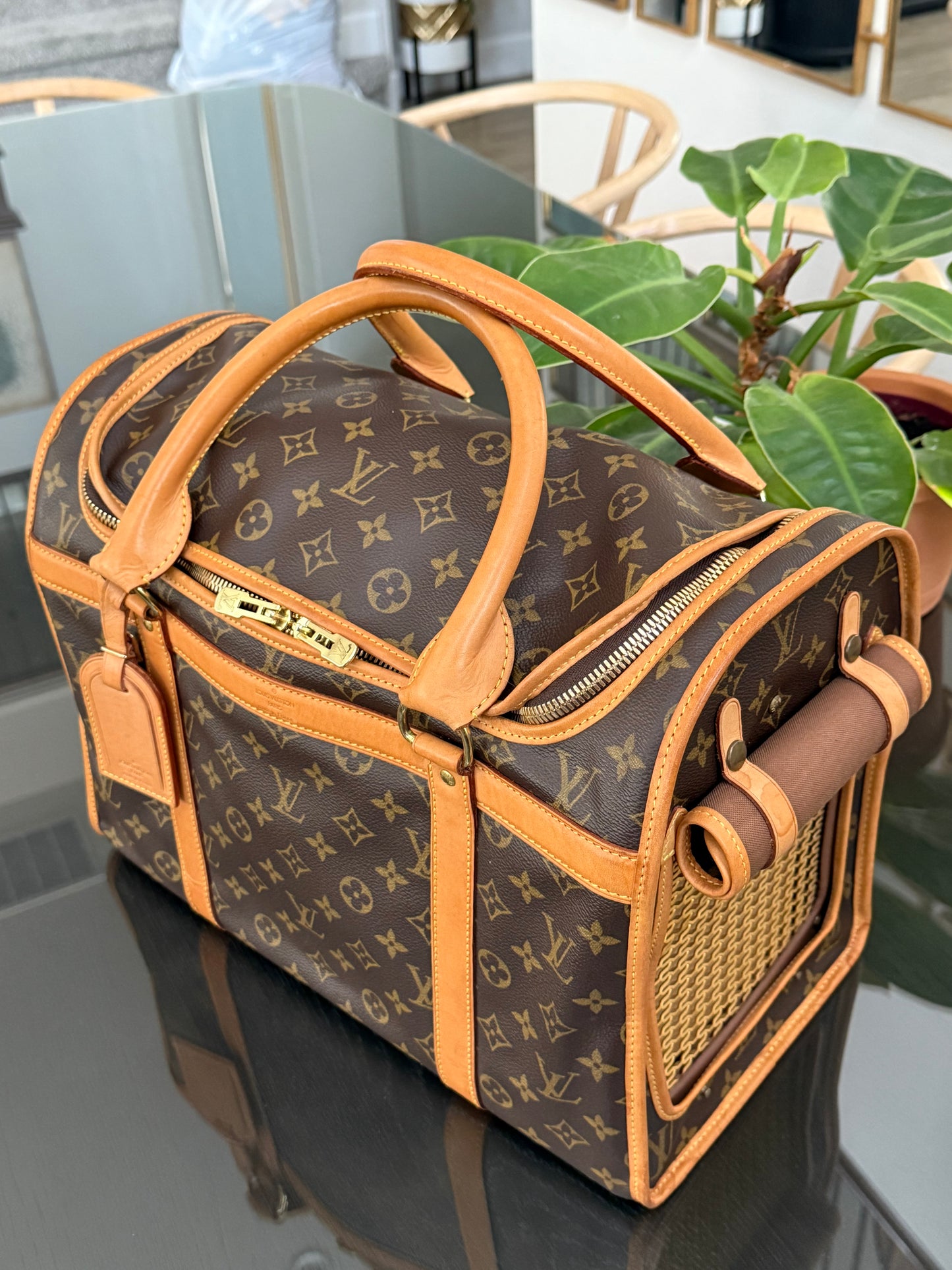 Sac Chien Monogram Pet Carrier 40 with Luggage Tag 🗓️ Year: 2004