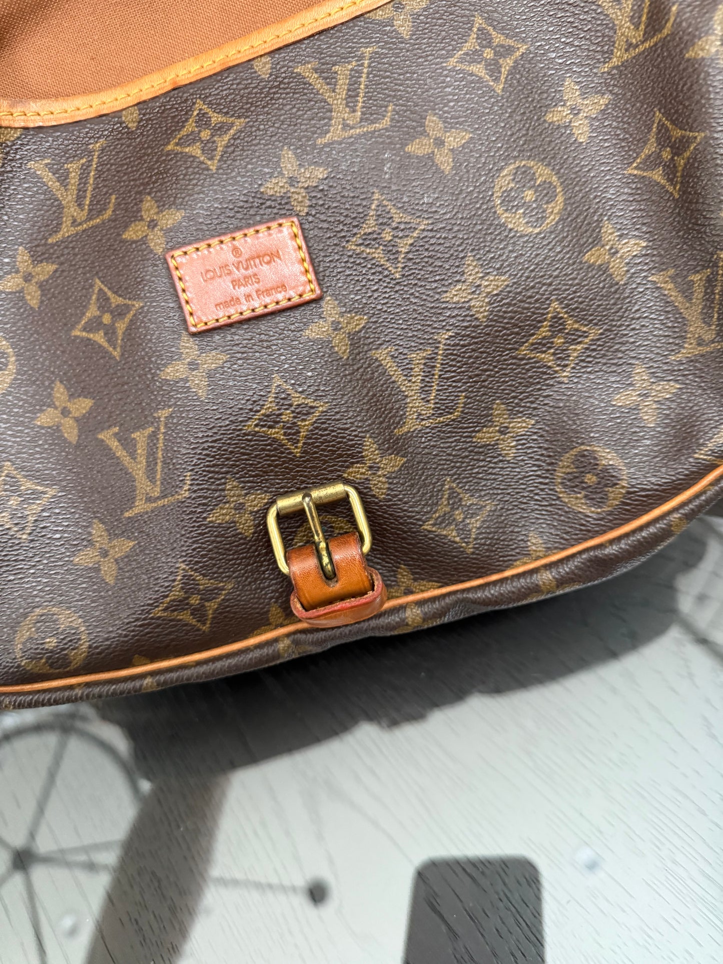 Saumur 30 Crossbody -๐๏ธ Year: 1992