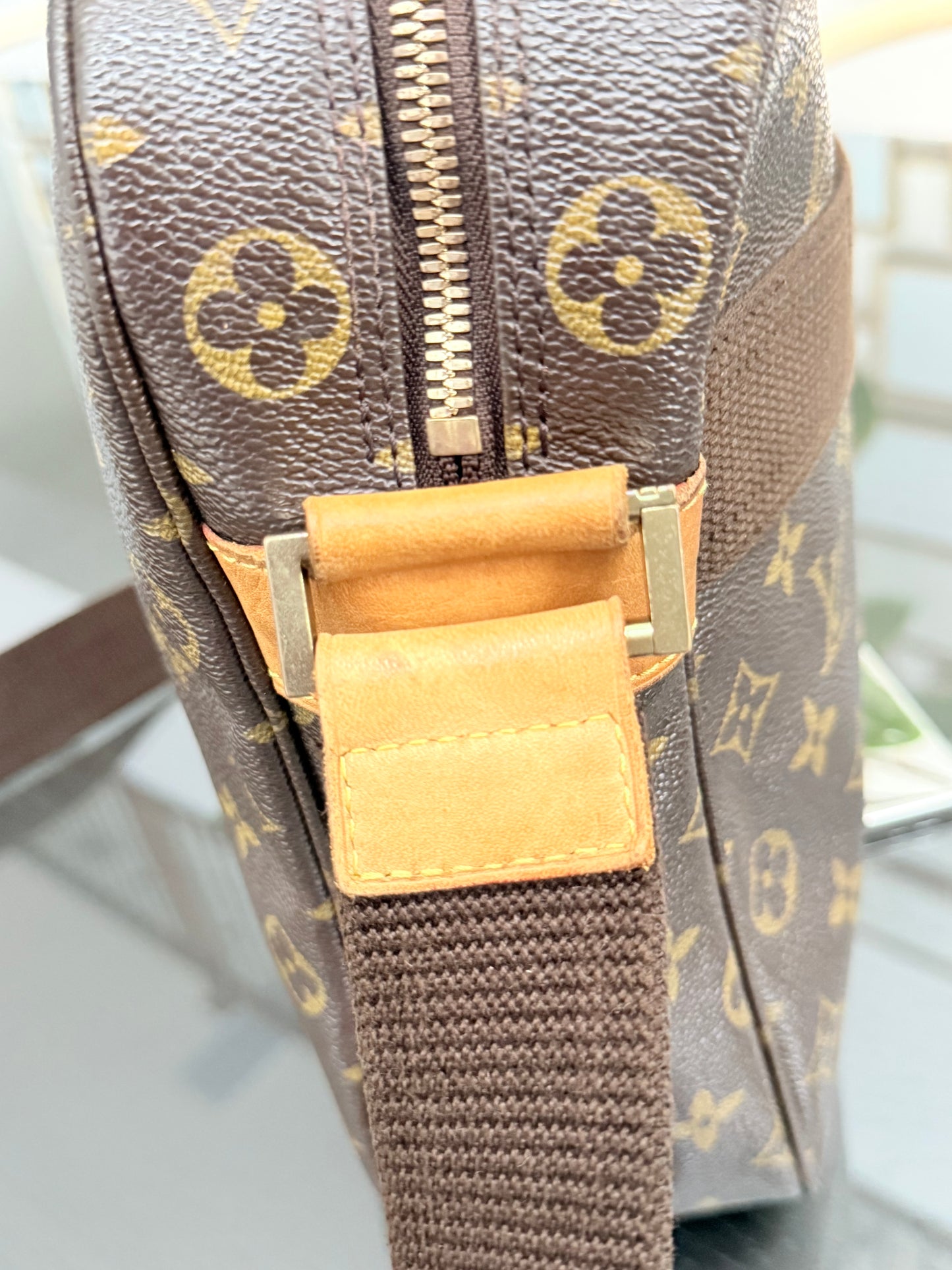 Sac Boshpore 2 Way bag in Monogram ๐๏ธ Year: 2005
