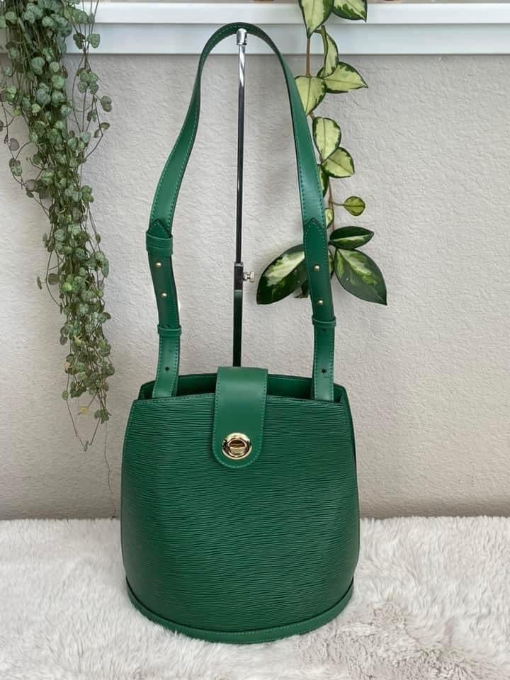 Epi Cluny in Green -Year: 1993