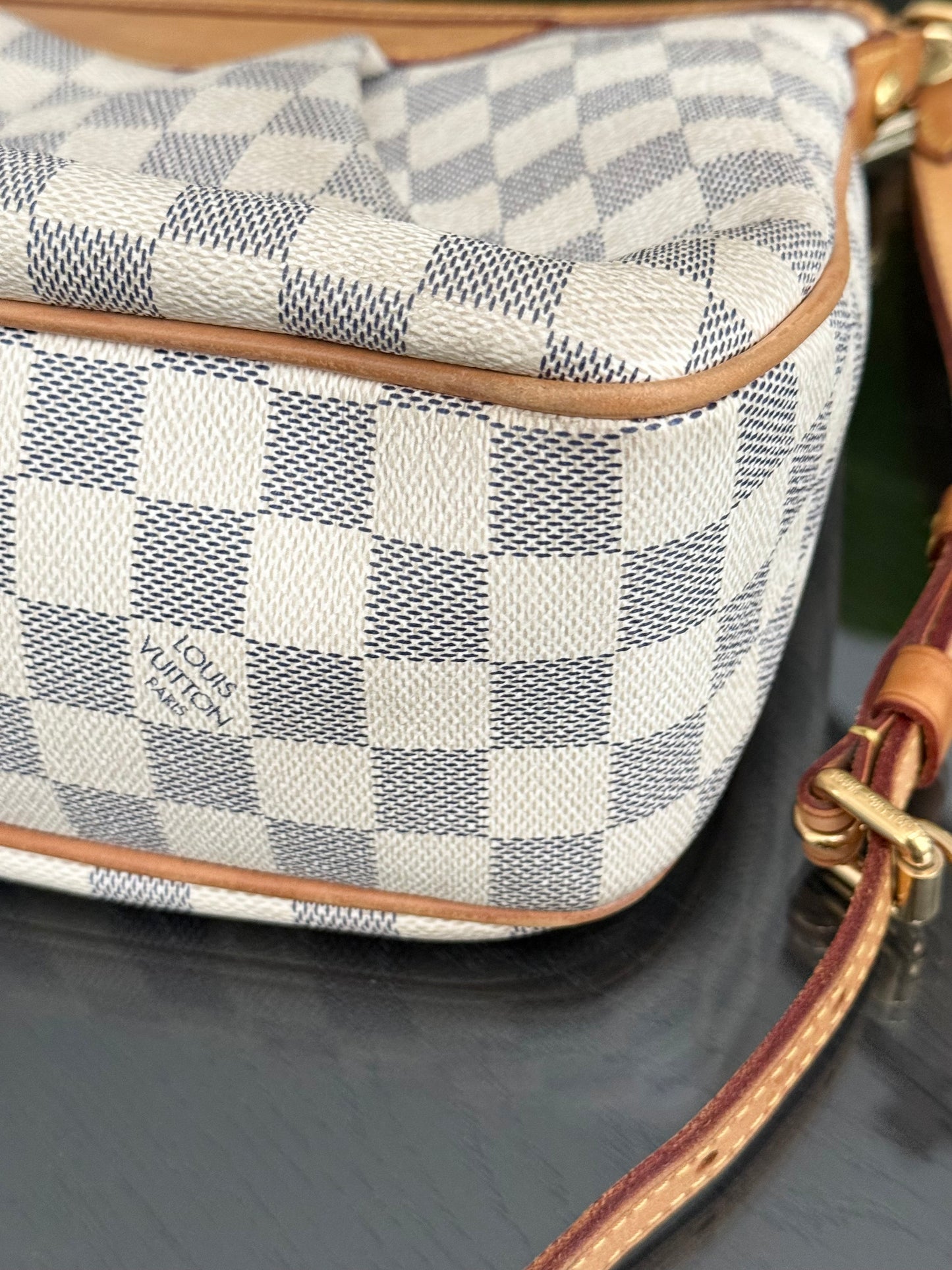 Siracusa PM Crossbody - ๐
Year: 2011
