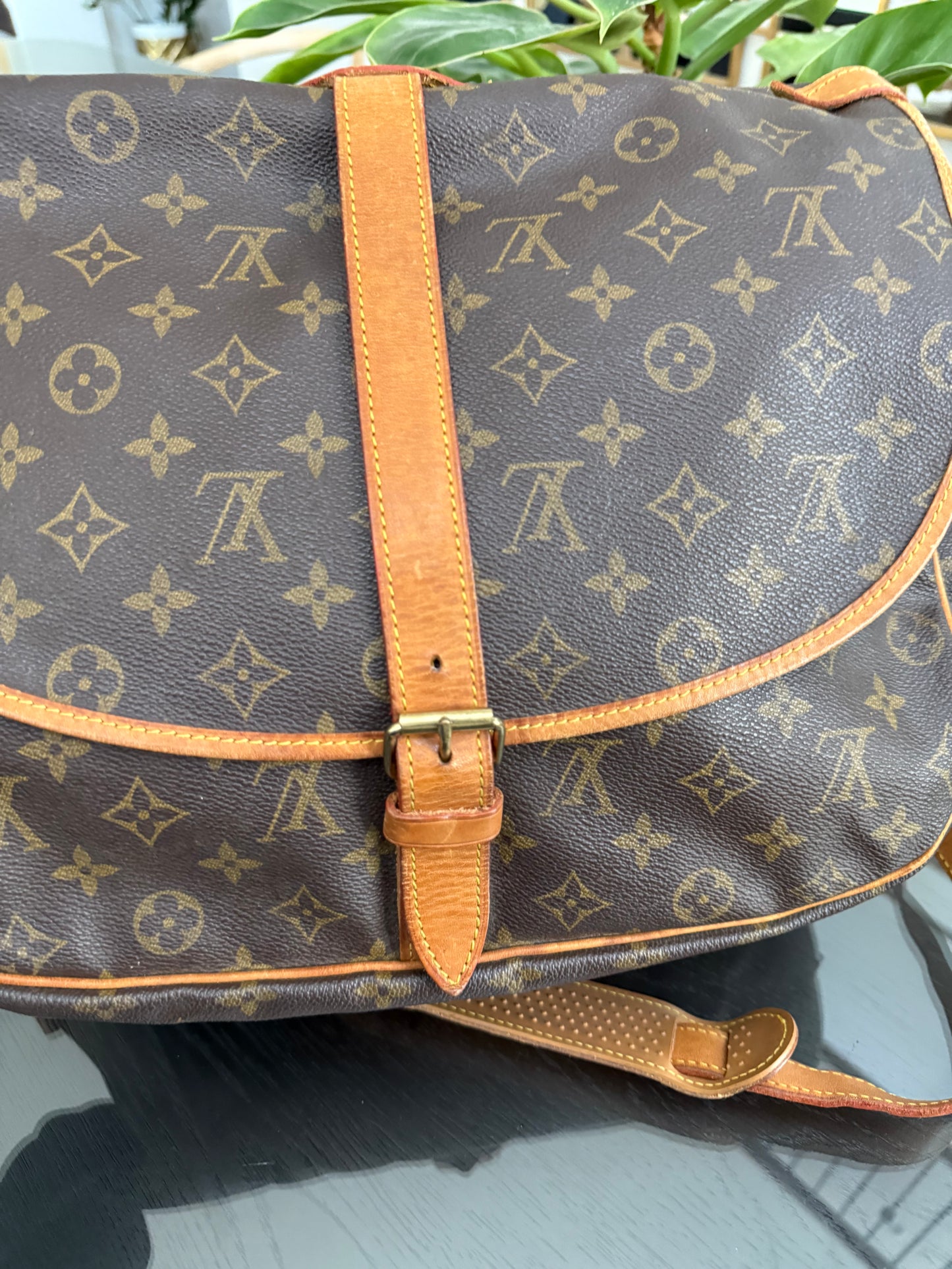 Saumur 35 Crossbody -๐๏ธ Year: 1992