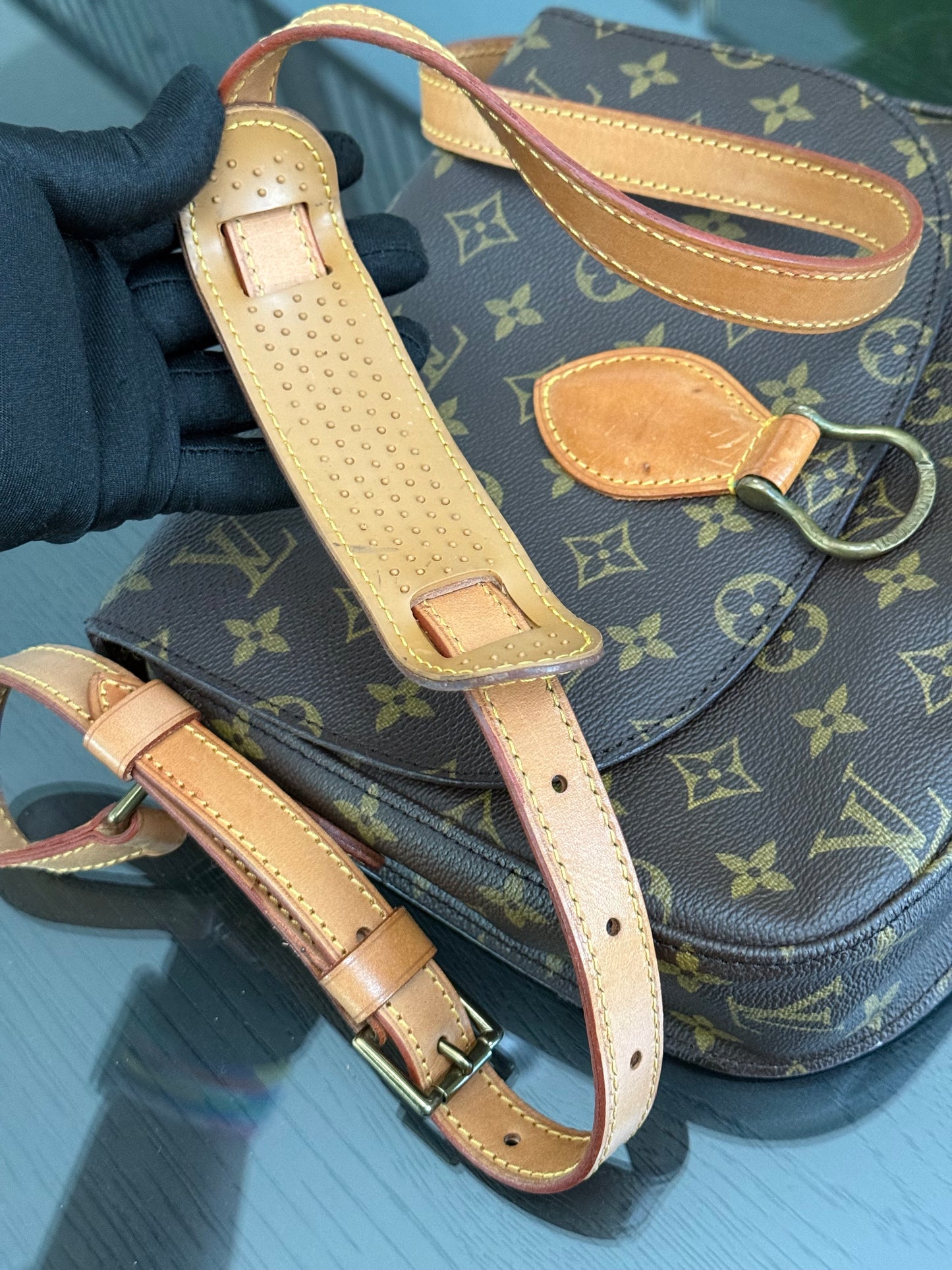 St.Cloud GM Crossbody 🗓️ Year: 1988