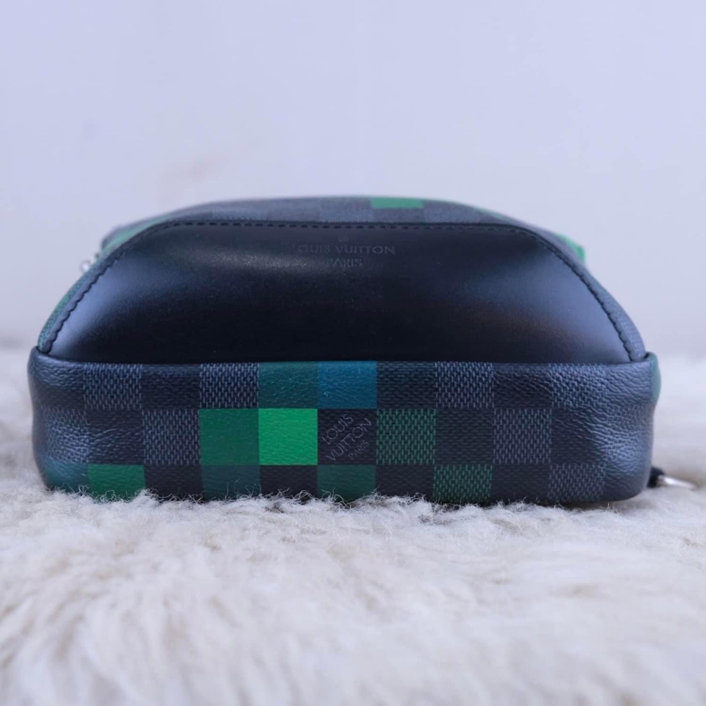 Avenue Sling Damier Graphite Green Pixel -Year 2018