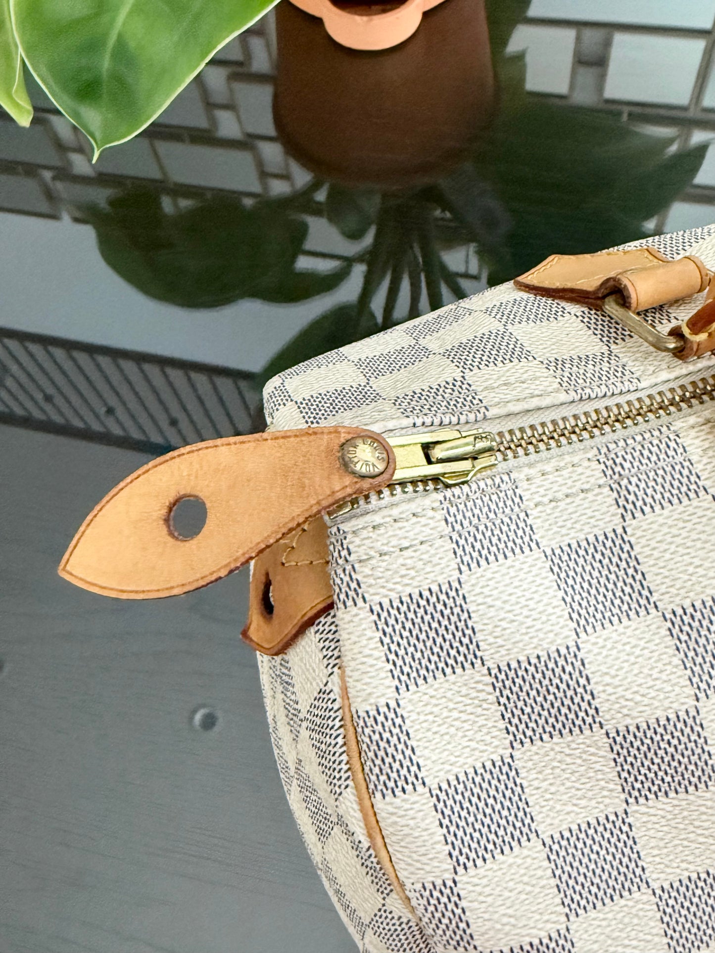 Speedy 30 Azur with Dustbag and insert organizer
๐๏ธ Year: 2007