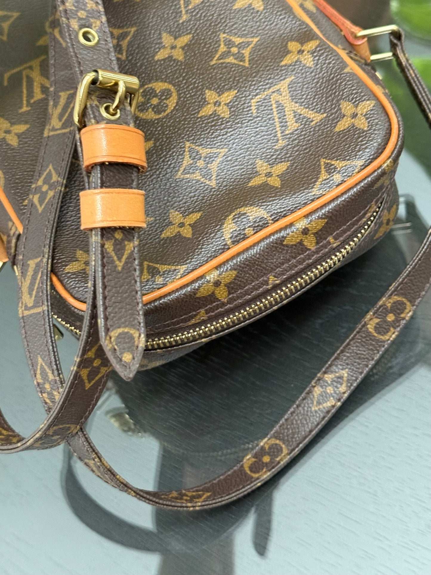 Amazon Crossbody Bag -Year: 2000