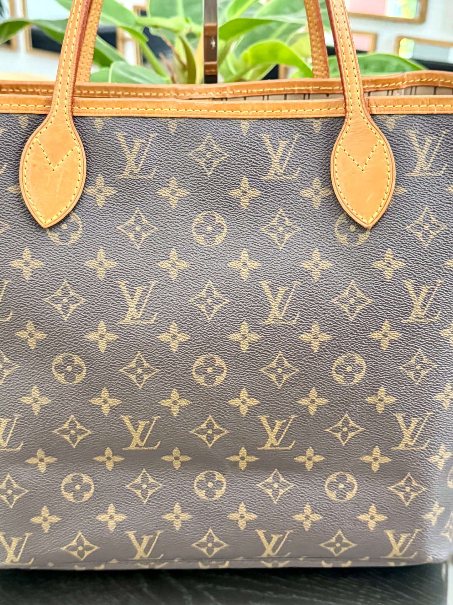 Neverfull MM with Dustbag 🗓️ Year: 2008