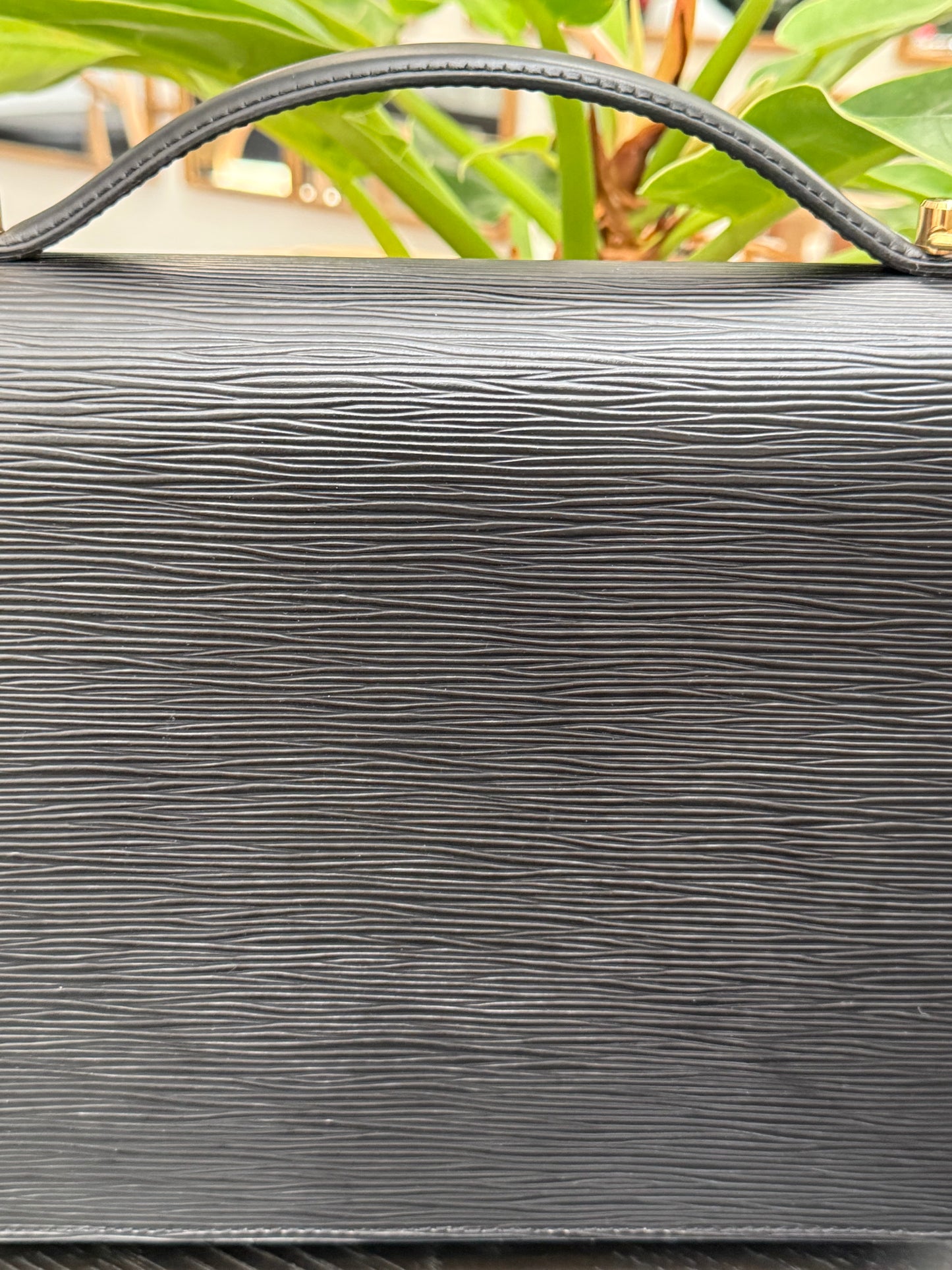 Epi Black Monceau 28 Crossbody 2 Way Bag - 📅 Year: 1997