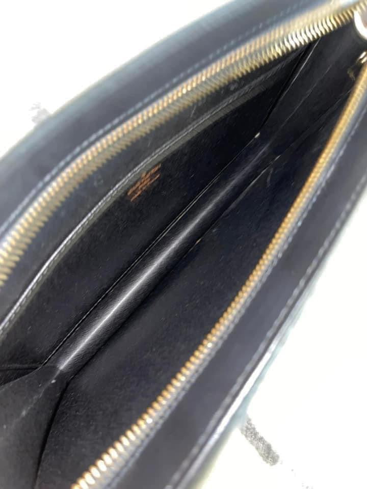 Pochette Homme Epi Converted to Crossbody -Year 1995