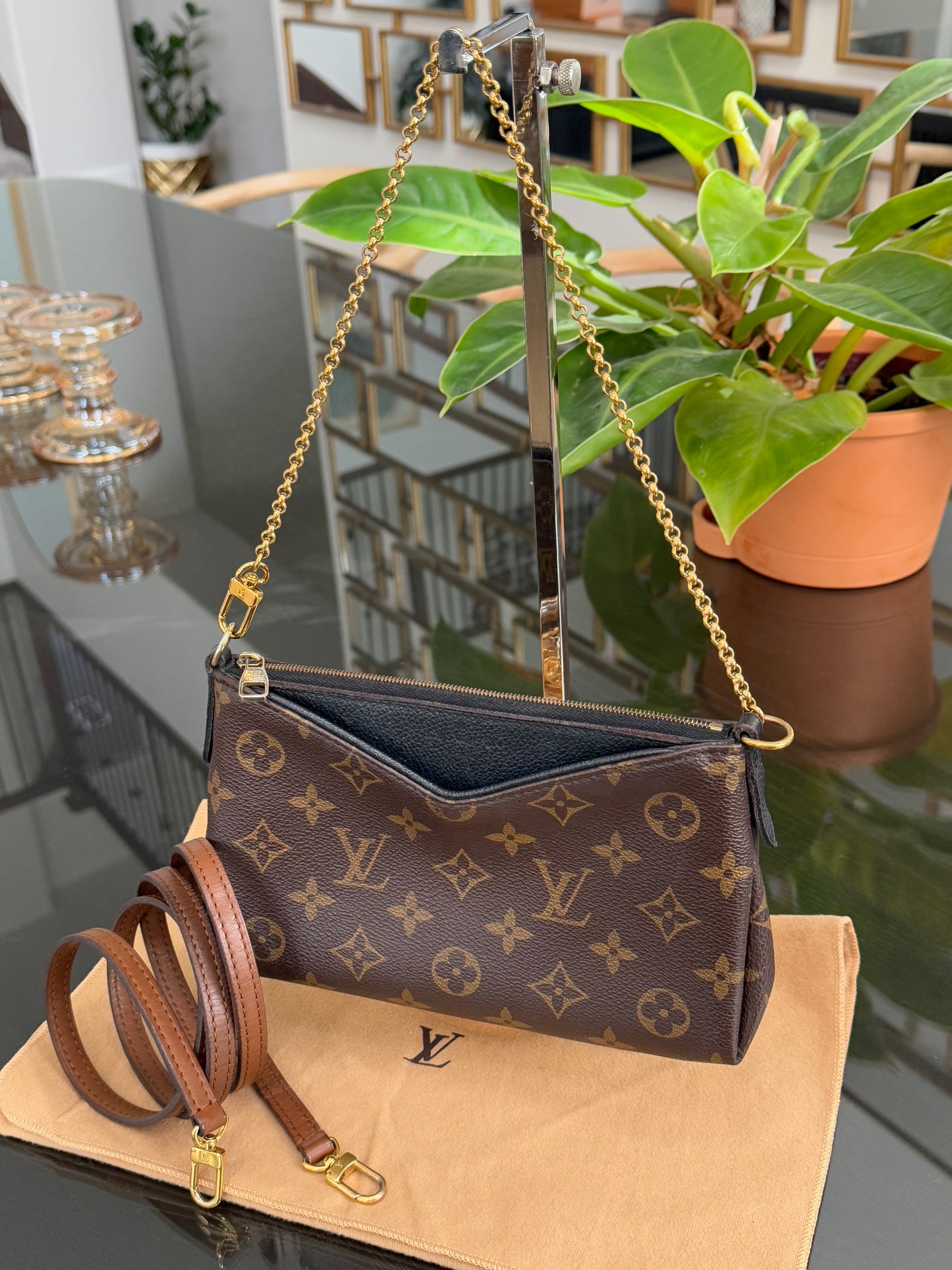 Pallas Clutch w/ Box , Receipt, Dustbag and Paper bag -Year: 2015