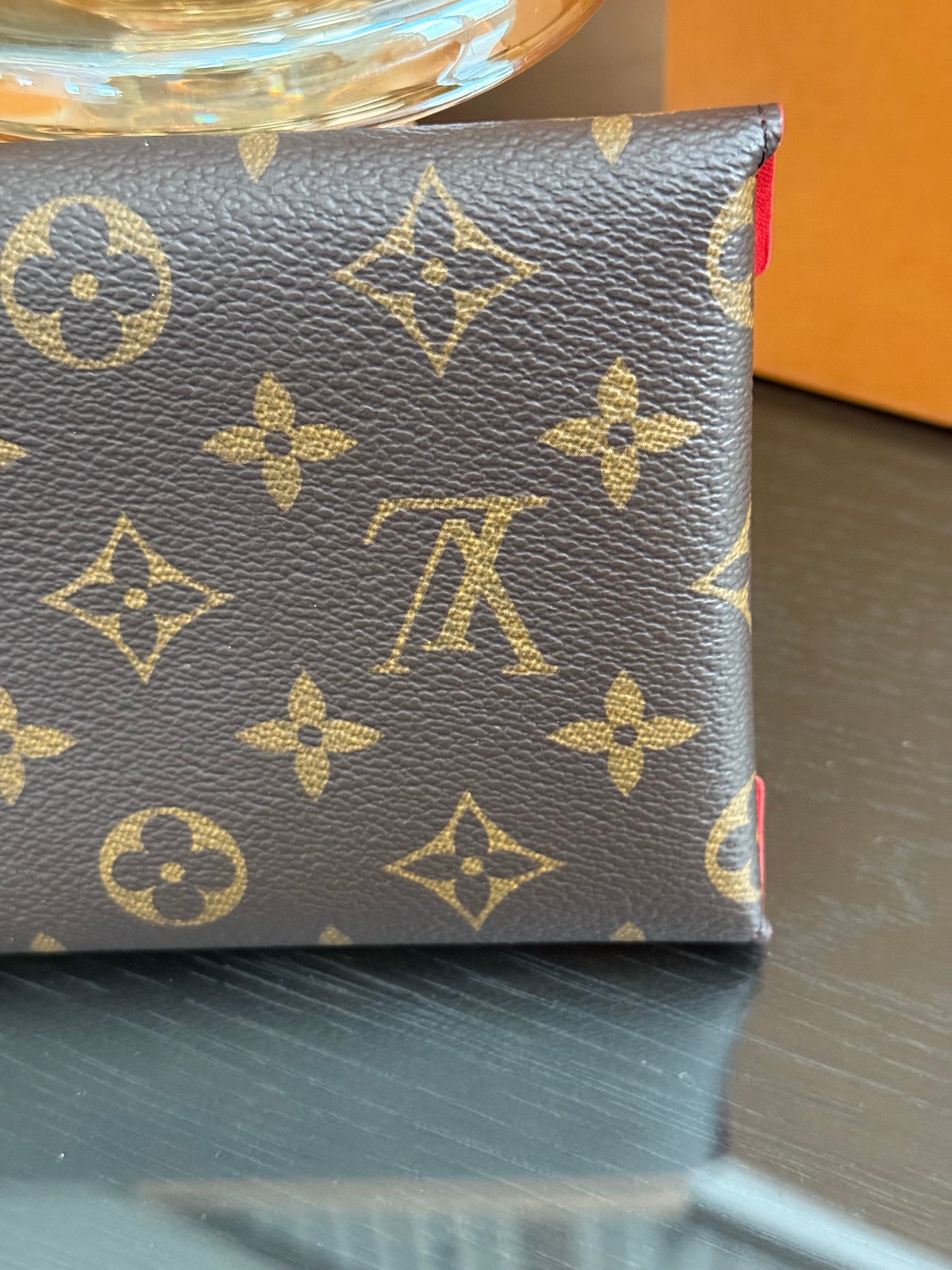 Kirigami Pouch Medium- Microchip