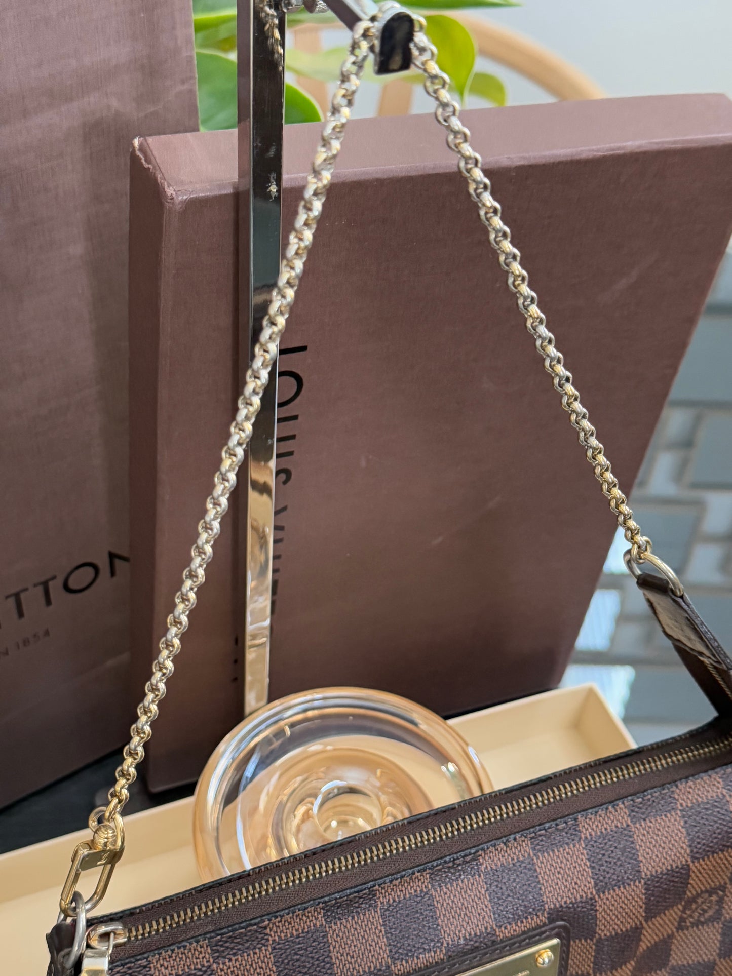 Eva Clutch in DE with Dustbag,Box and Paper bag-๐๏ธ Year: 2010