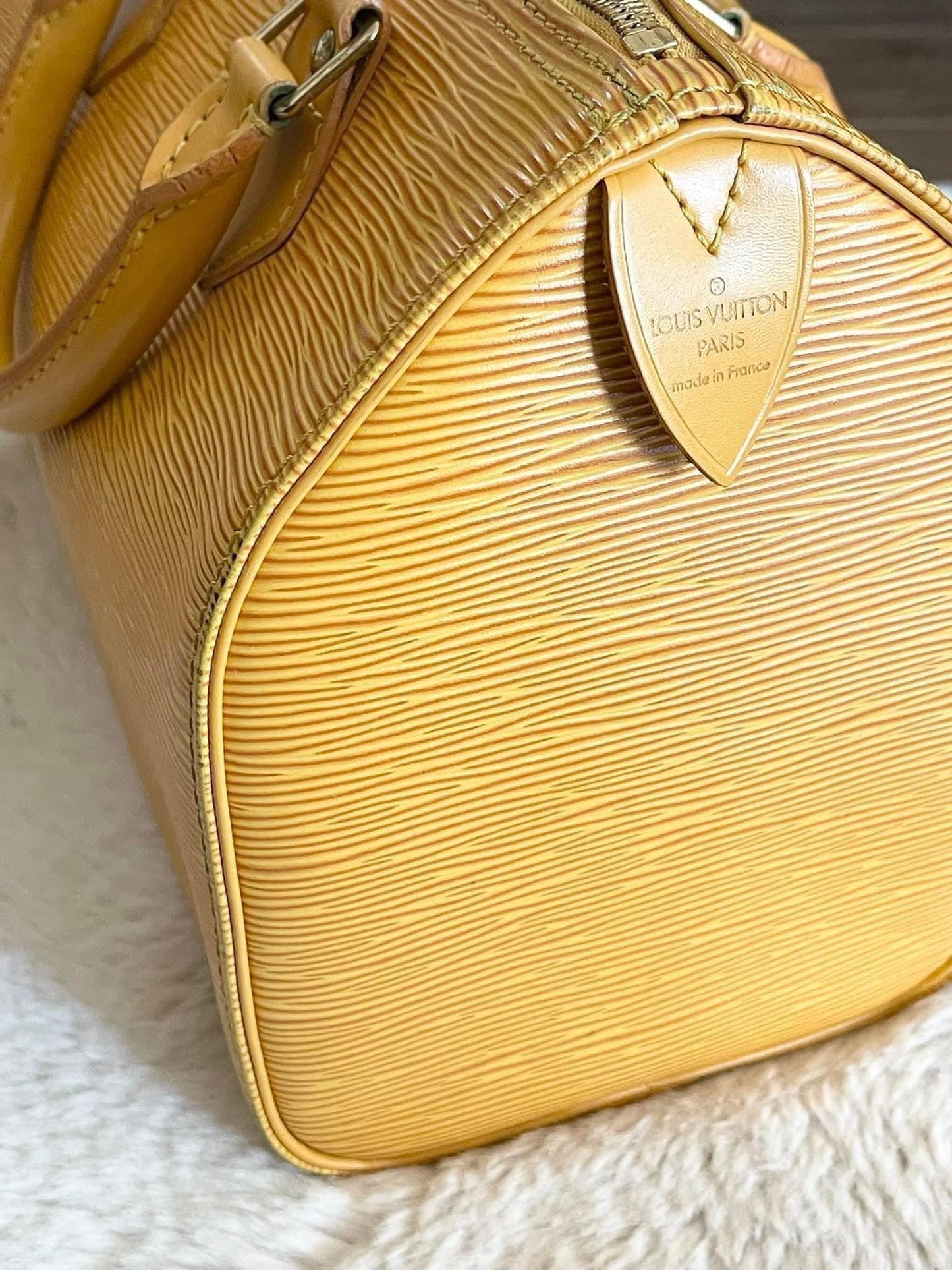 Epi Speedy 25 in Tassel Yellow -Year: 1994