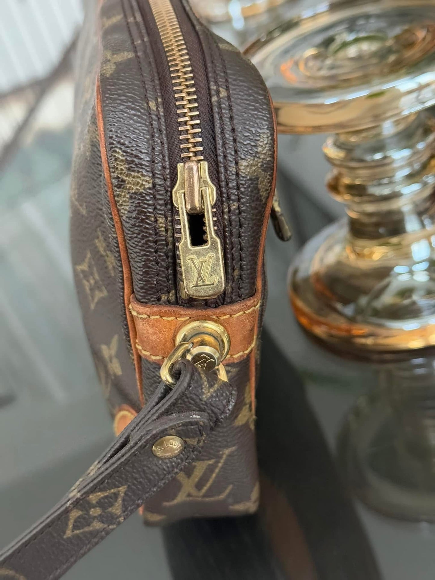 Marley Dragonne Clutch
๐๏ธ Year: 1986