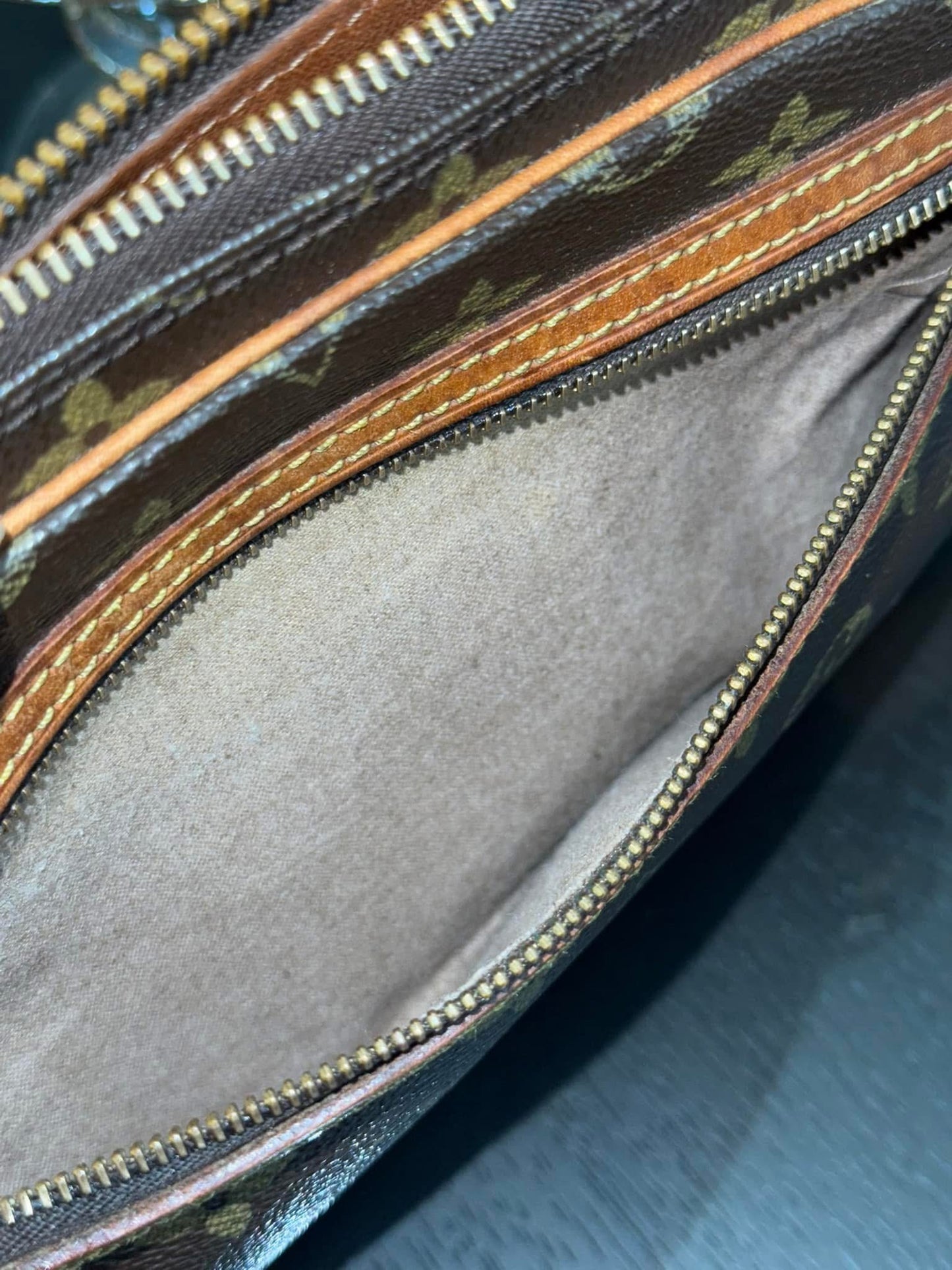 Marley Dragonne Clutch
๐๏ธ Year: 1986