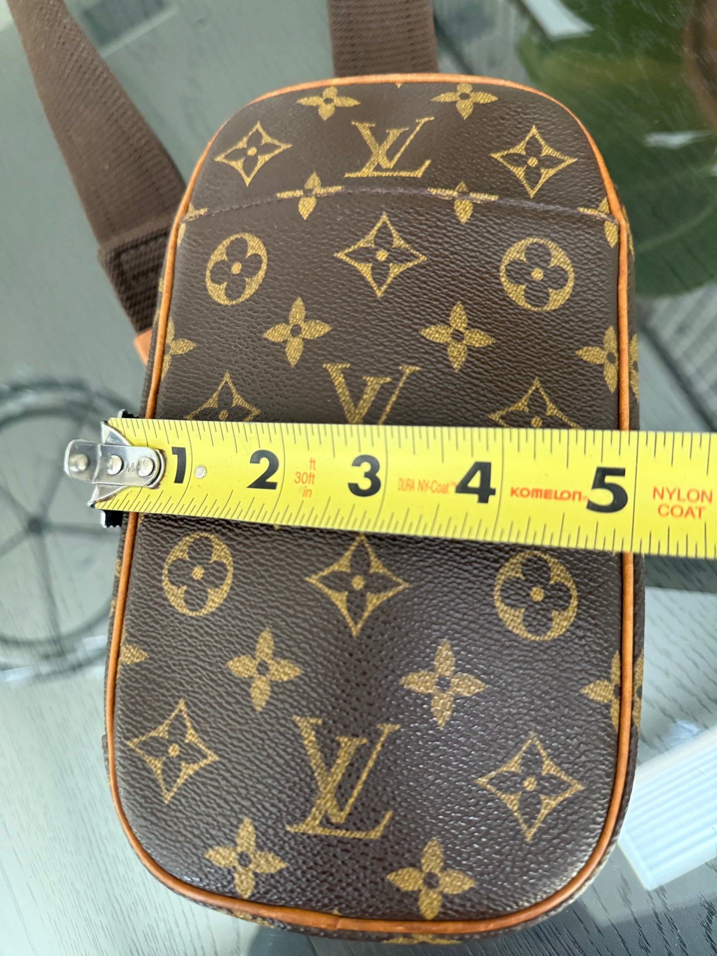 Pochette Gange 🗓️ Year: 2004